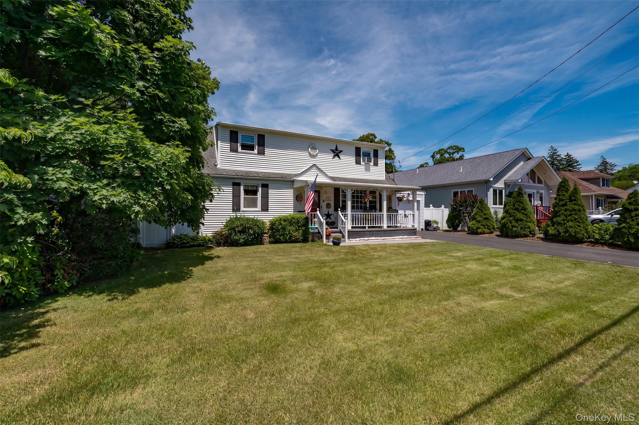 11 Spruce Street Property Photo 3