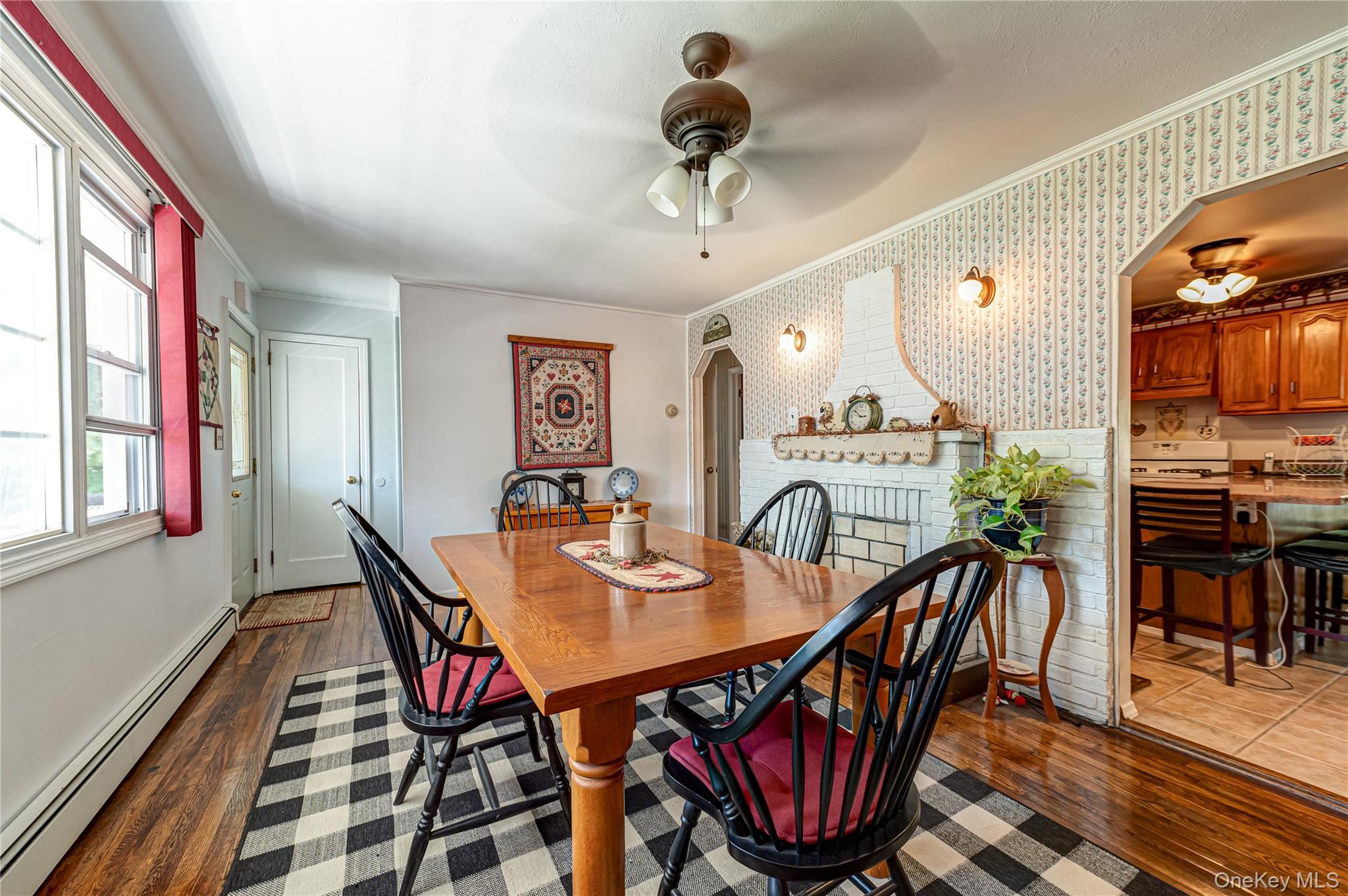 11 Spruce Street Property Photo 8