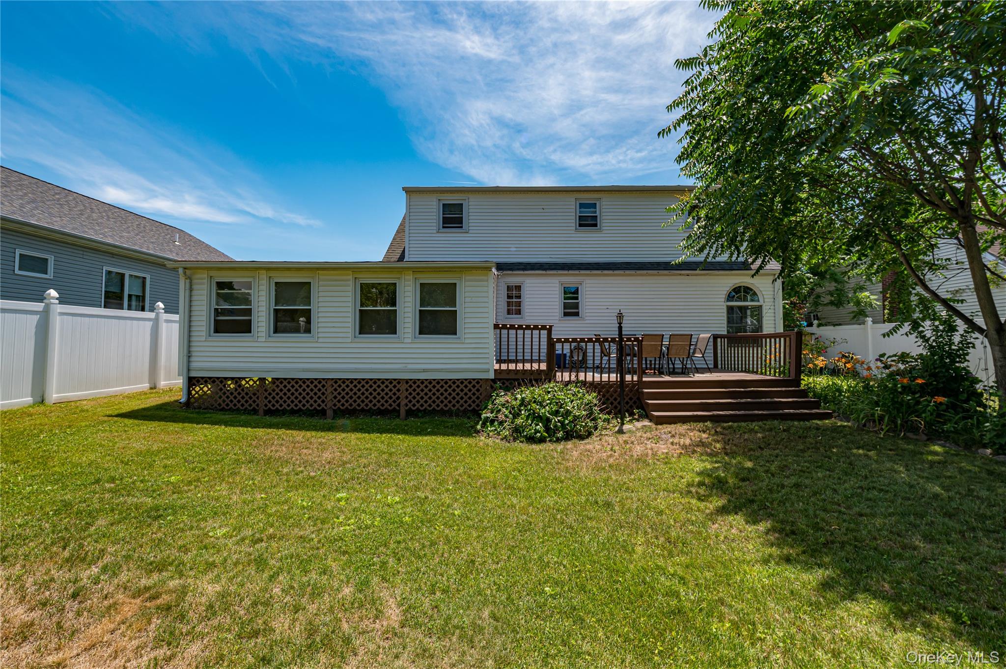 11 Spruce Street Property Photo 31