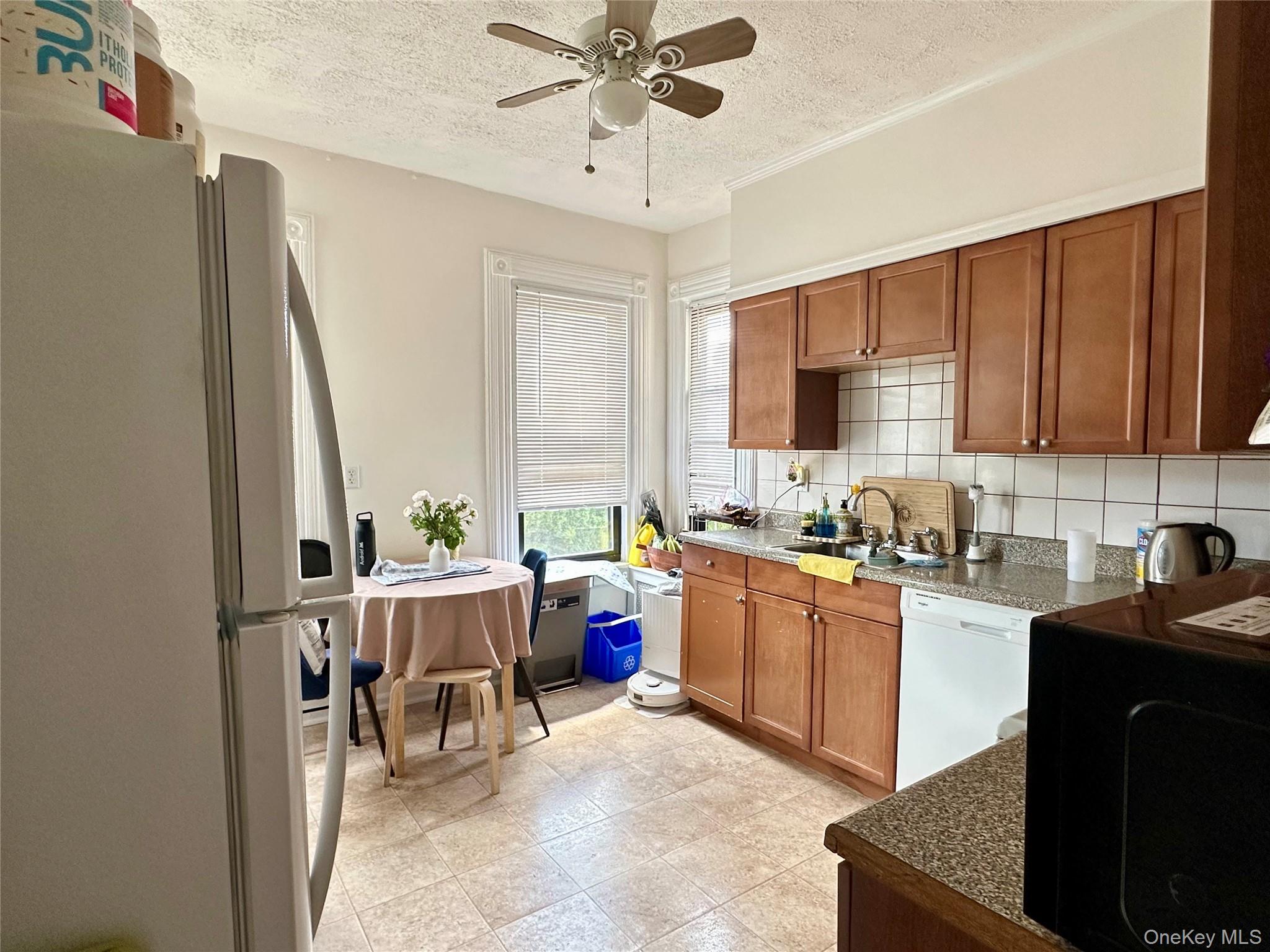 143 Fourth Avenue Property Photo 3