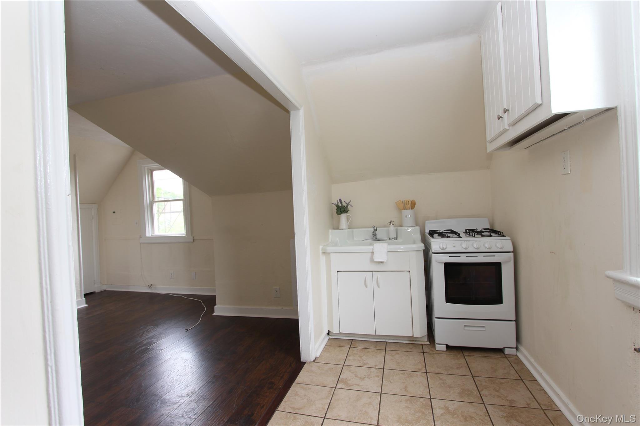 143 Fourth Avenue Property Photo 15