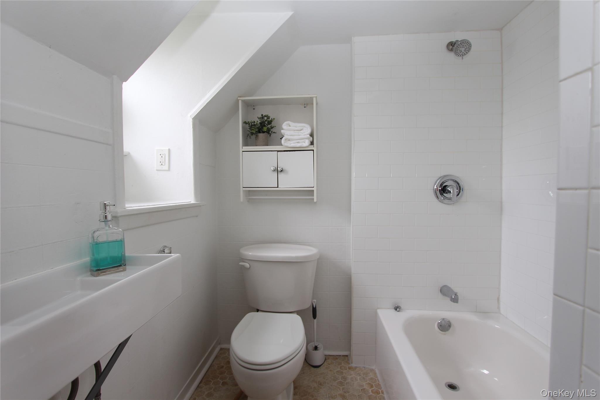 143 Fourth Avenue Property Photo 16