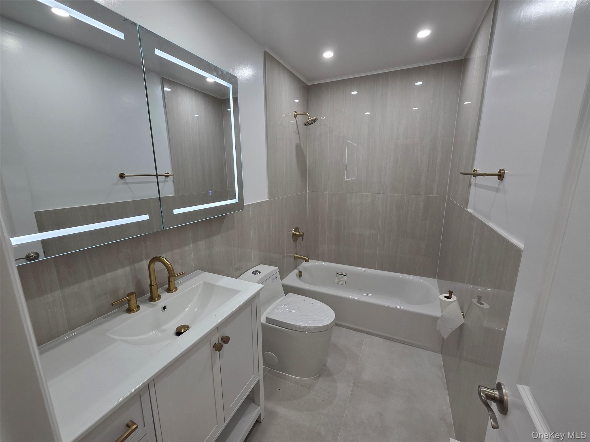19 Manchester Road Property Photo 12