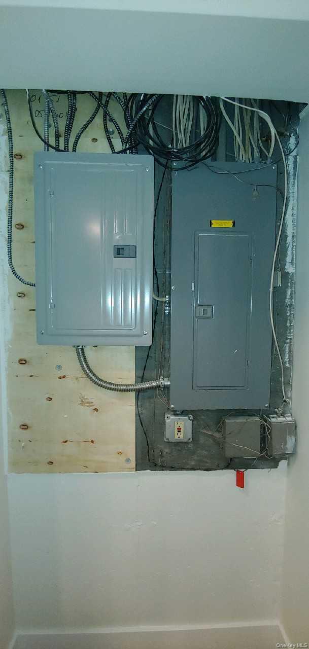 19 Manchester Road Property Photo 26