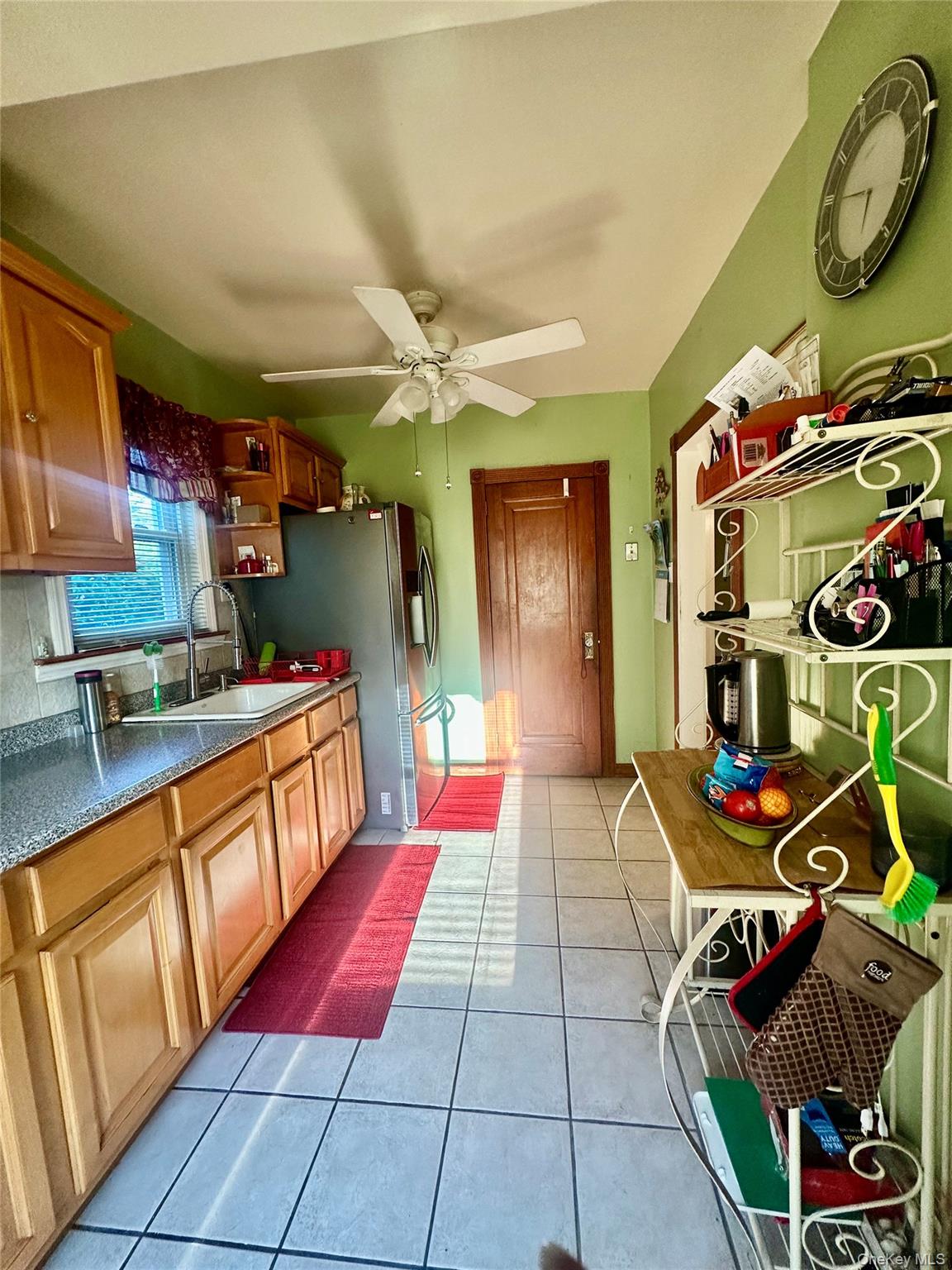10048 222nd Street Property Photo 14