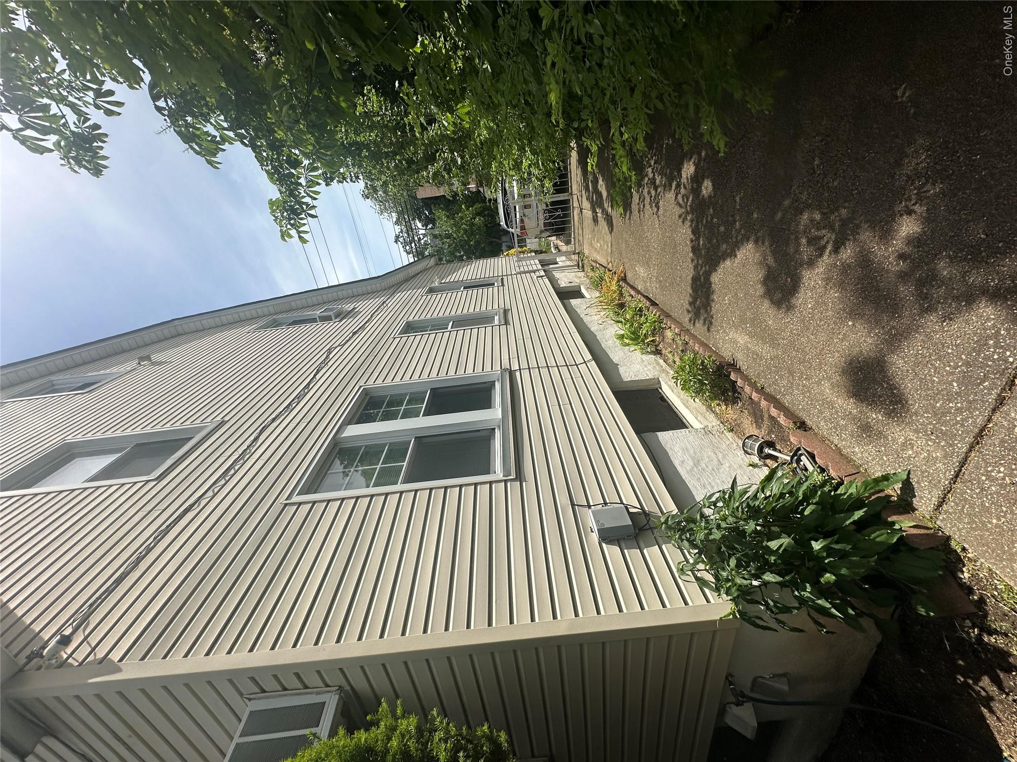 10048 222nd Street Property Photo 42