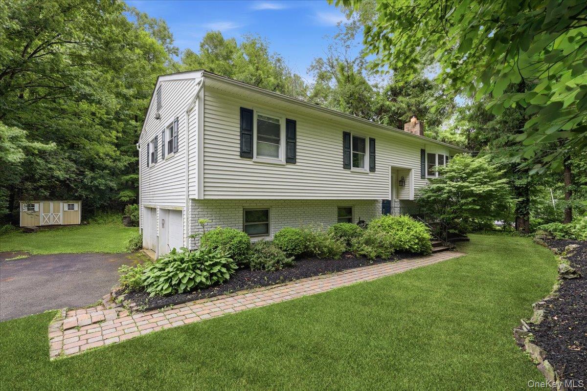 138 Kent Shore Drive Property Photo 21