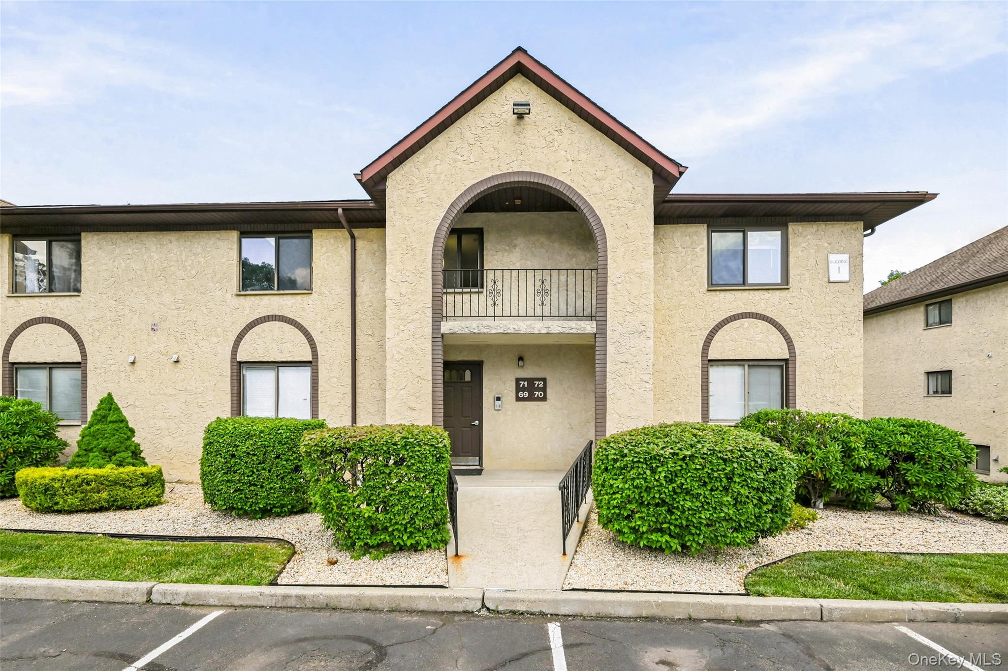 72 Omni Parc Drive Property Photo 1