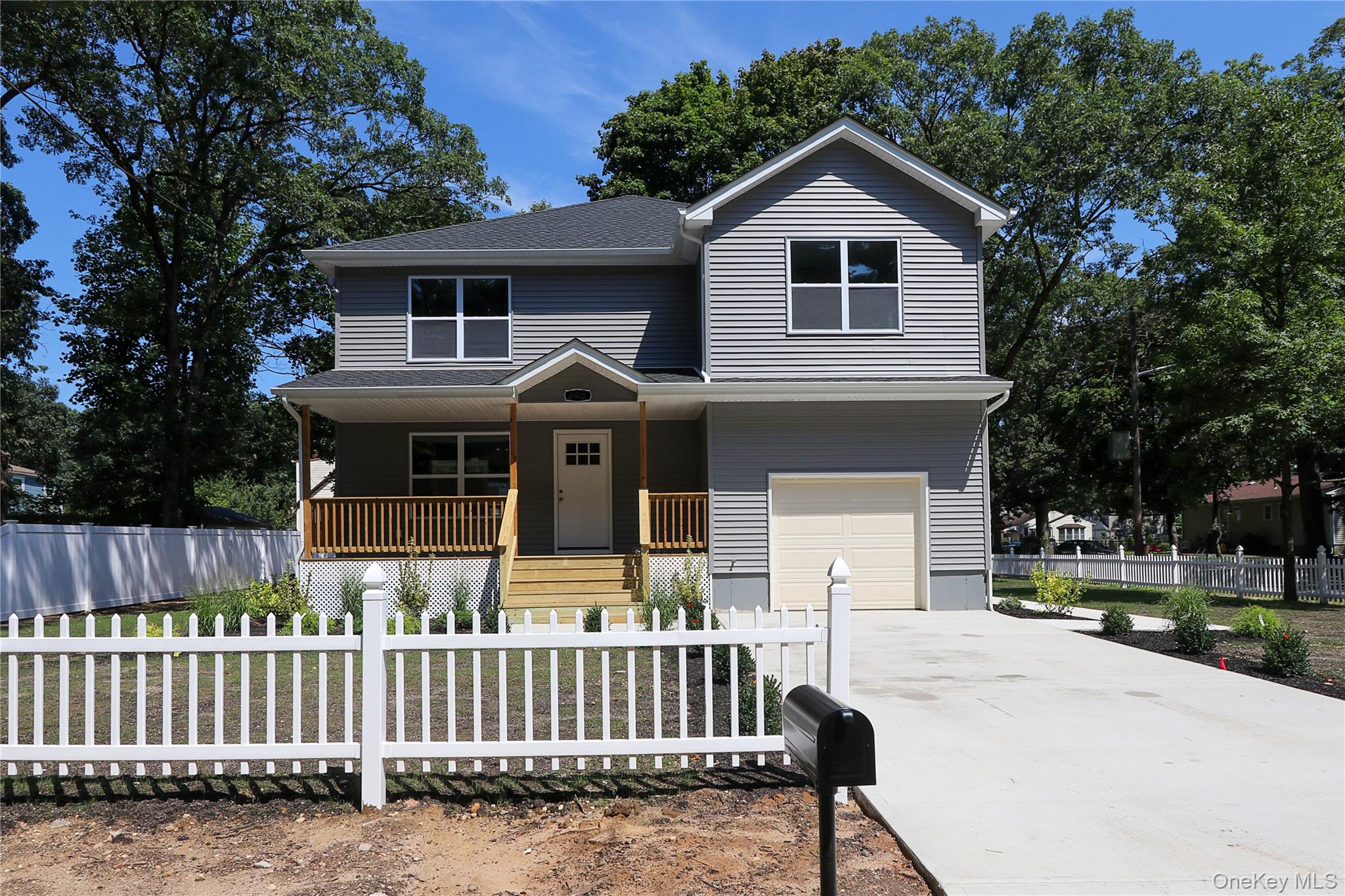 245 New Avenue Property Photo 2