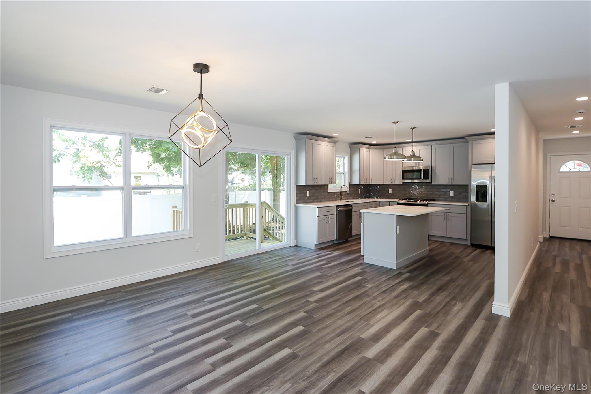 245 New Avenue Property Photo 9