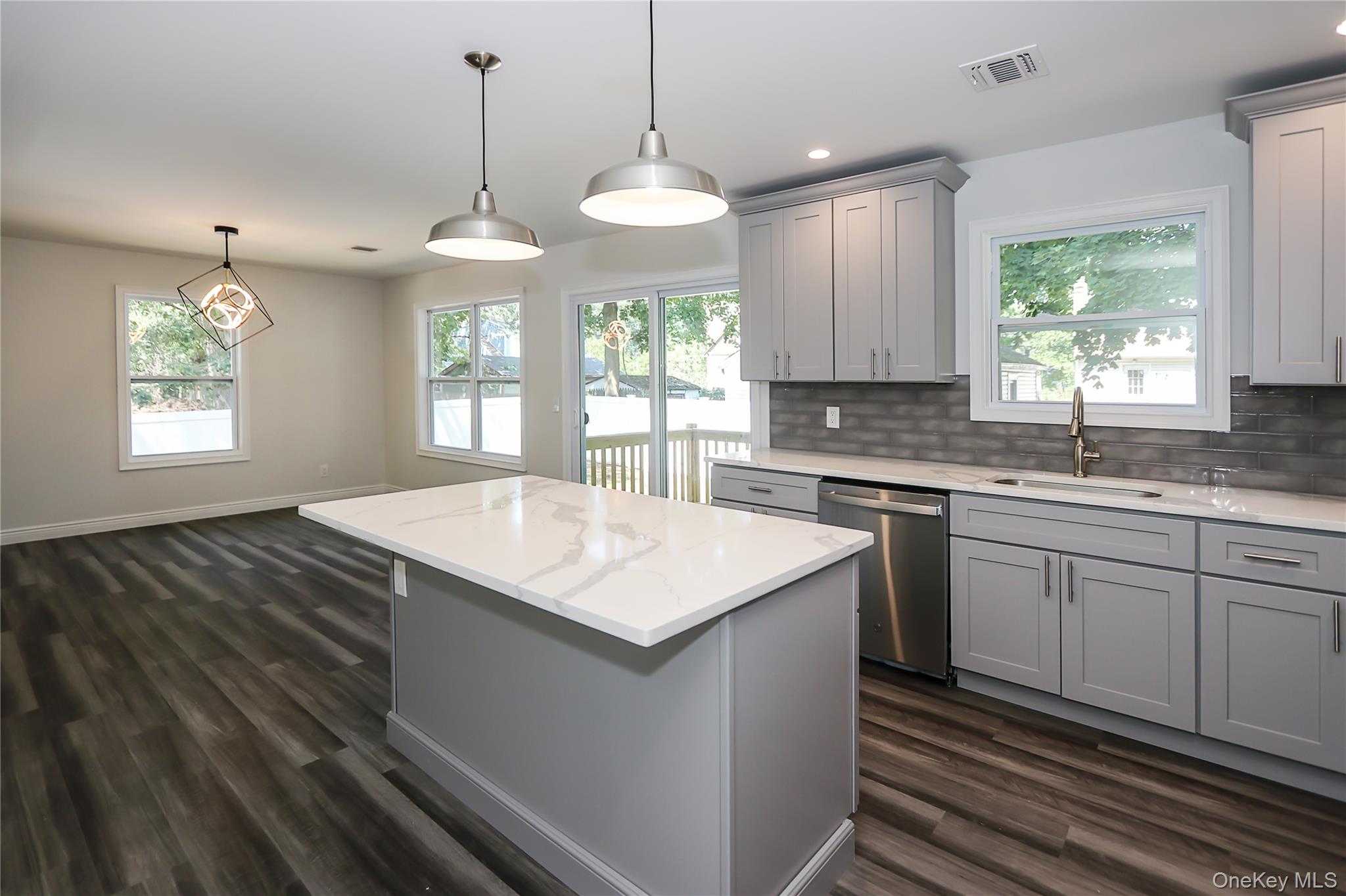 245 New Avenue Property Photo 13