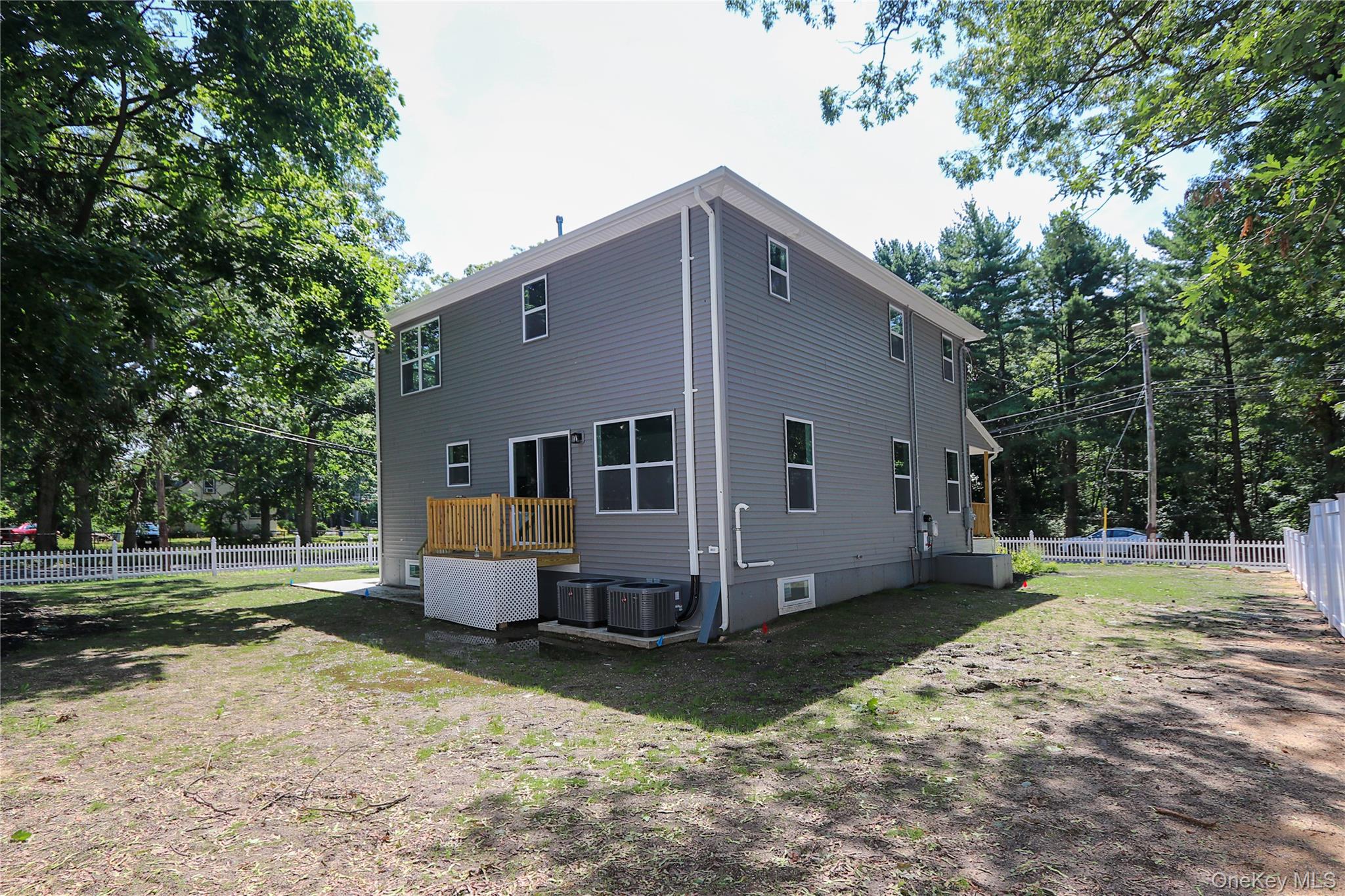 245 New Avenue Property Photo 27