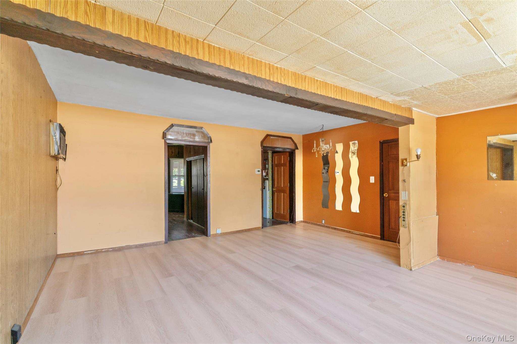 8952 218th Street Property Photo 4