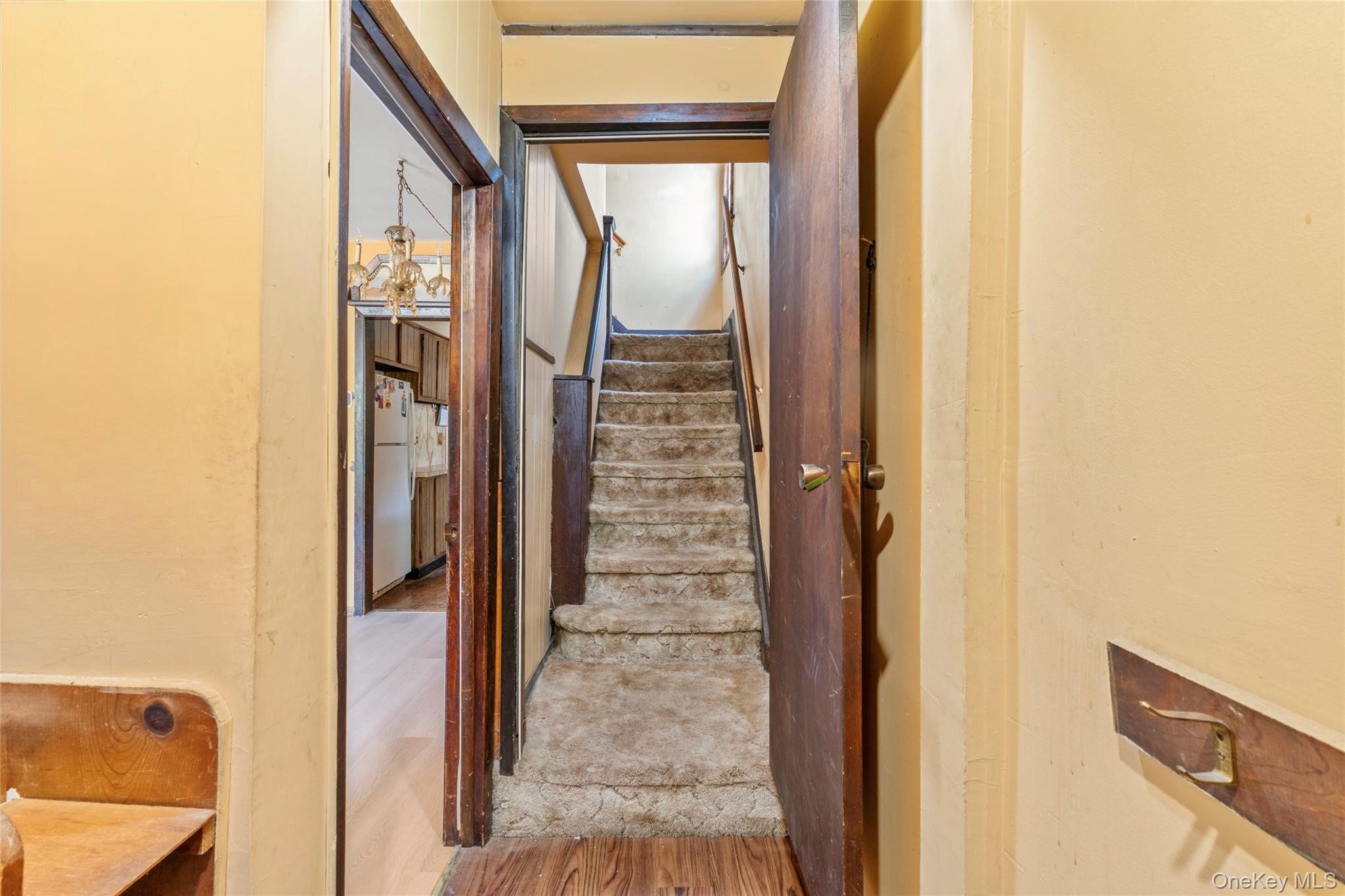 8952 218th Street Property Photo 12