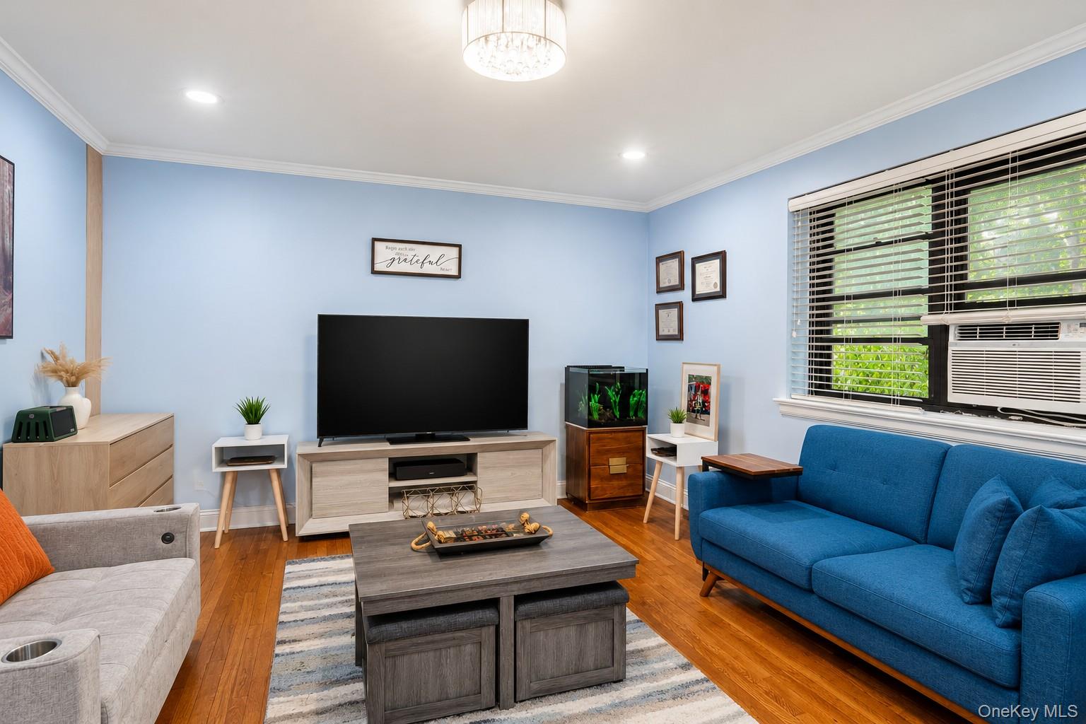 30 Grace Avenue 2f Property Photo 1