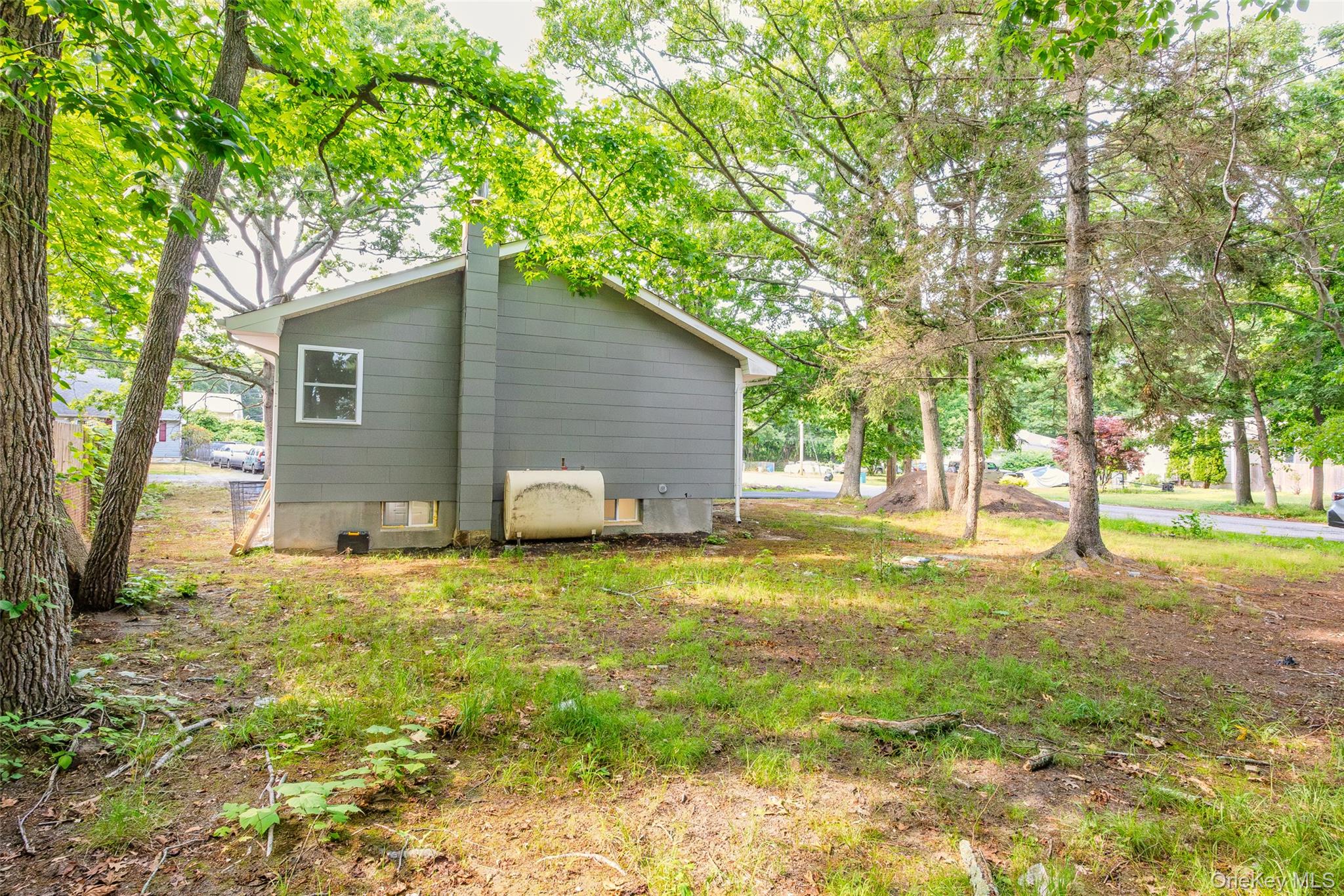 84 Flower Road Property Photo 13