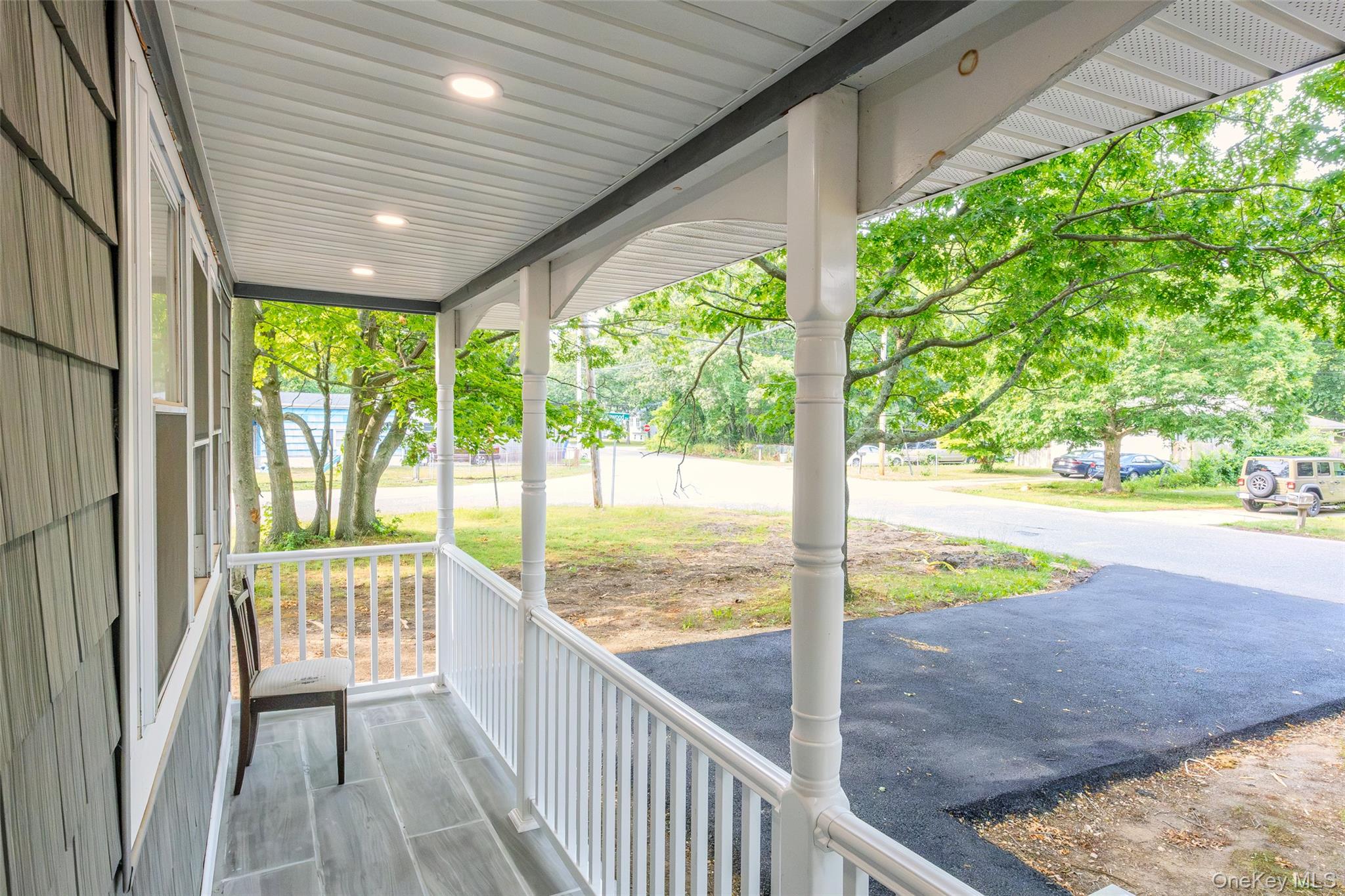 84 Flower Road Property Photo 15