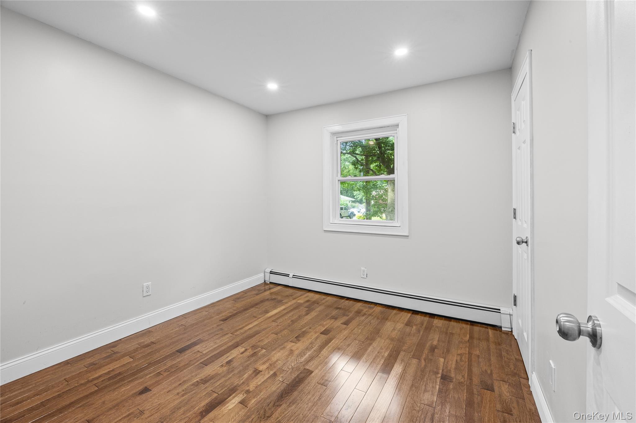 84 Flower Road Property Photo 22