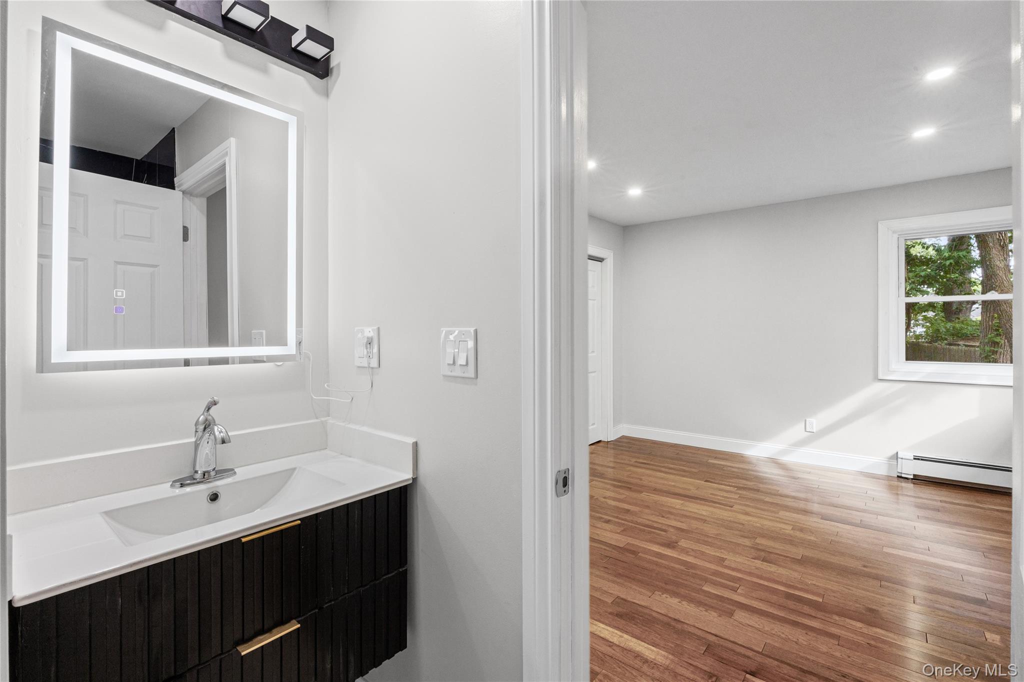 84 Flower Road Property Photo 31