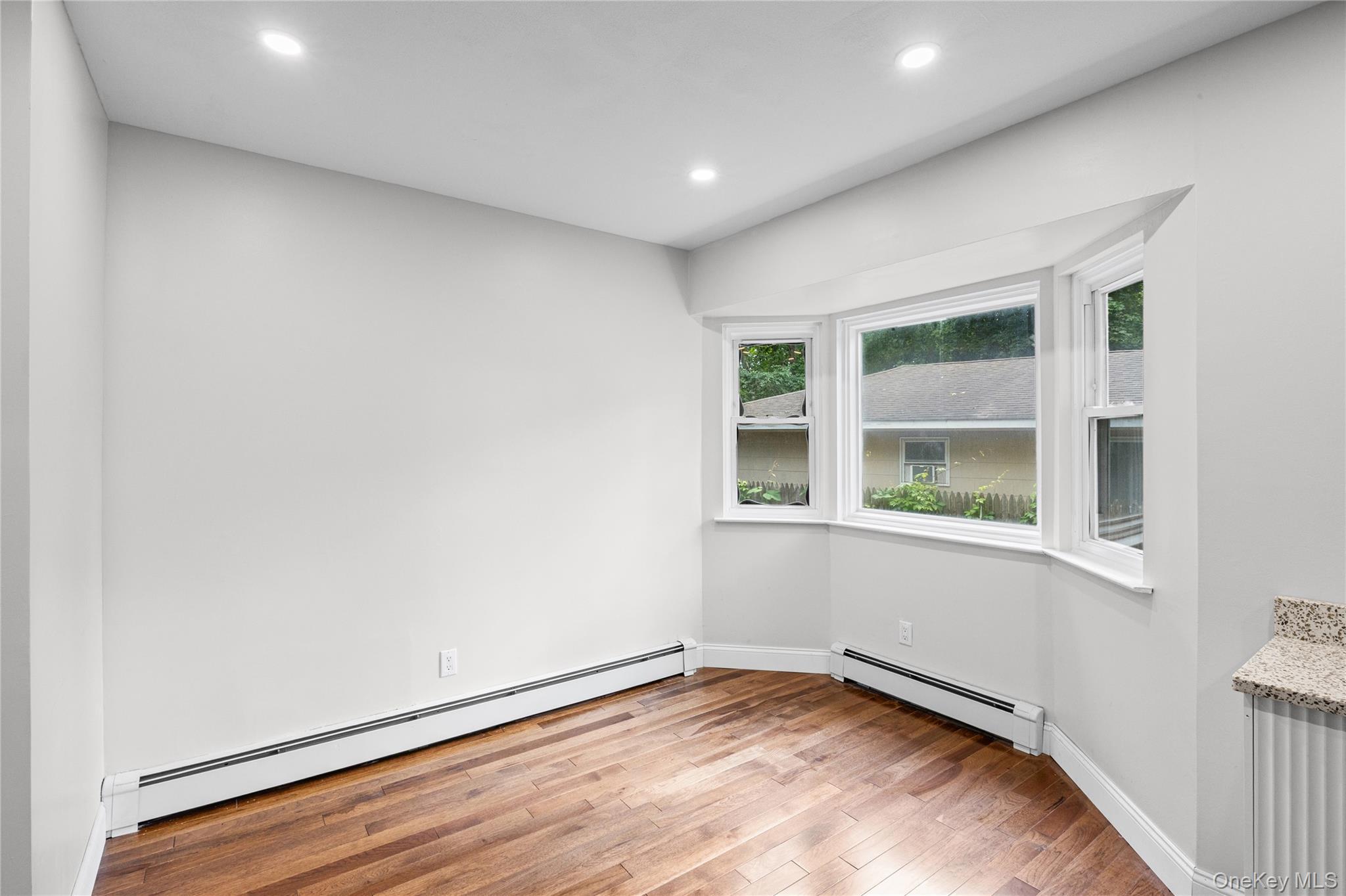 84 Flower Road Property Photo 32