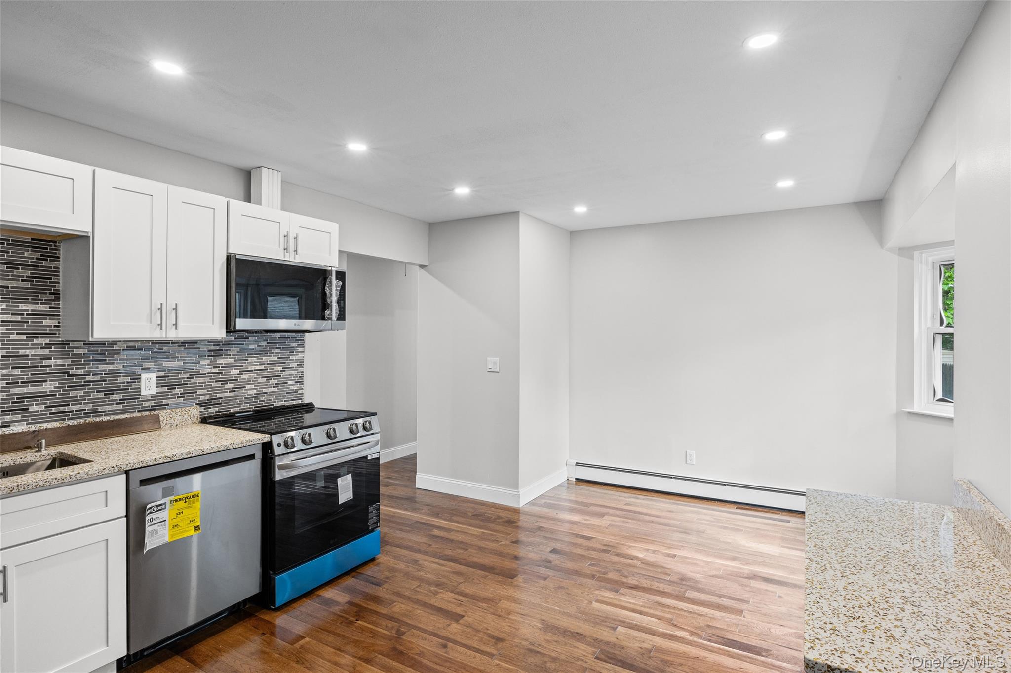 84 Flower Road Property Photo 35