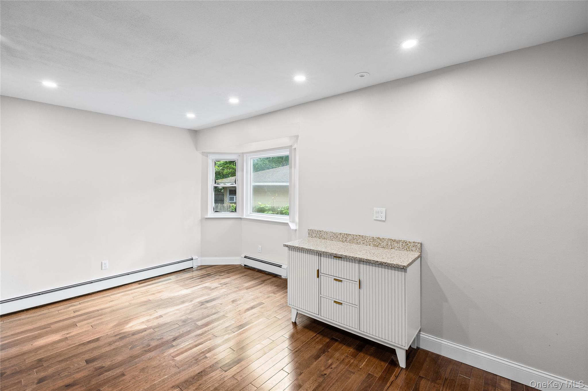 84 Flower Road Property Photo 38
