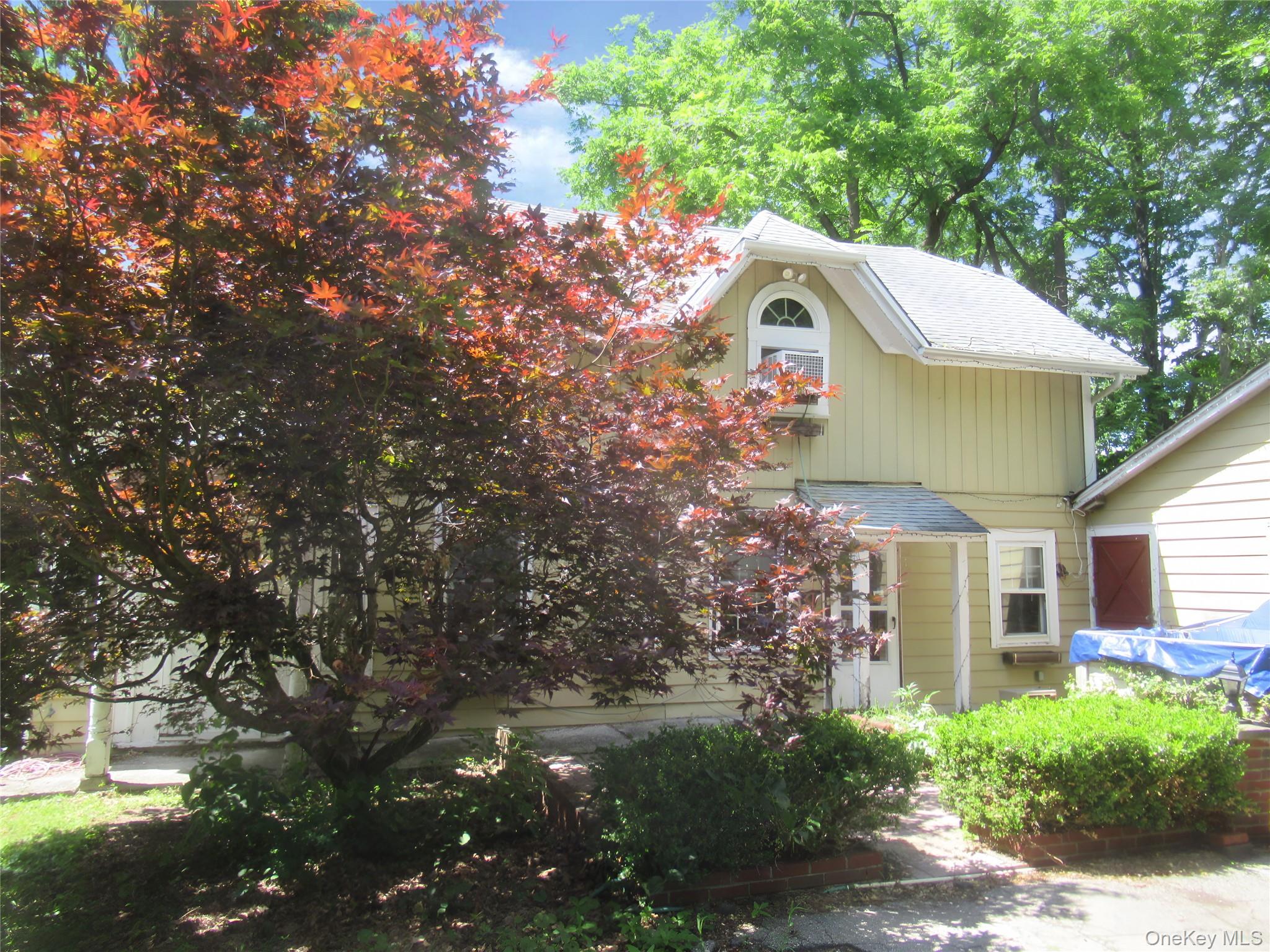 2 Academy Avenue Property Photo 3