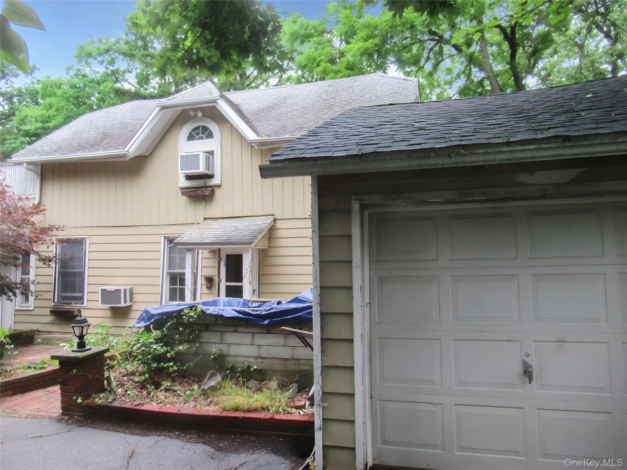 2 Academy Avenue Property Photo 4