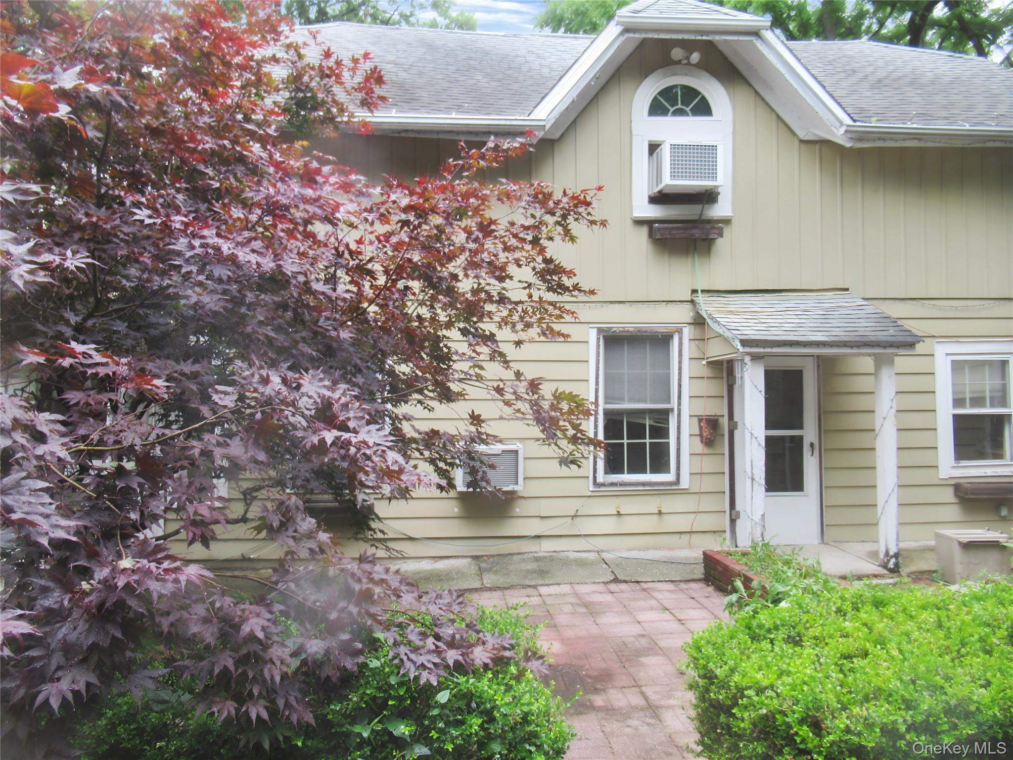 2 Academy Avenue Property Photo 5