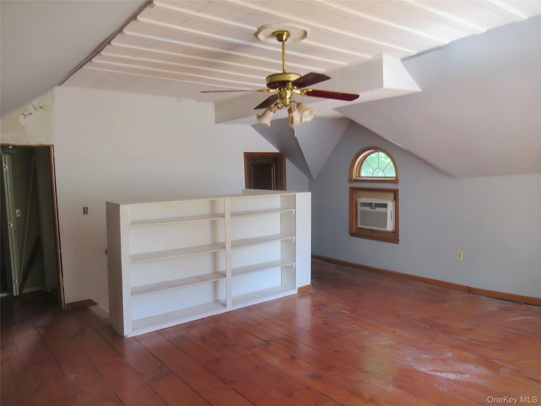 2 Academy Avenue Property Photo 7