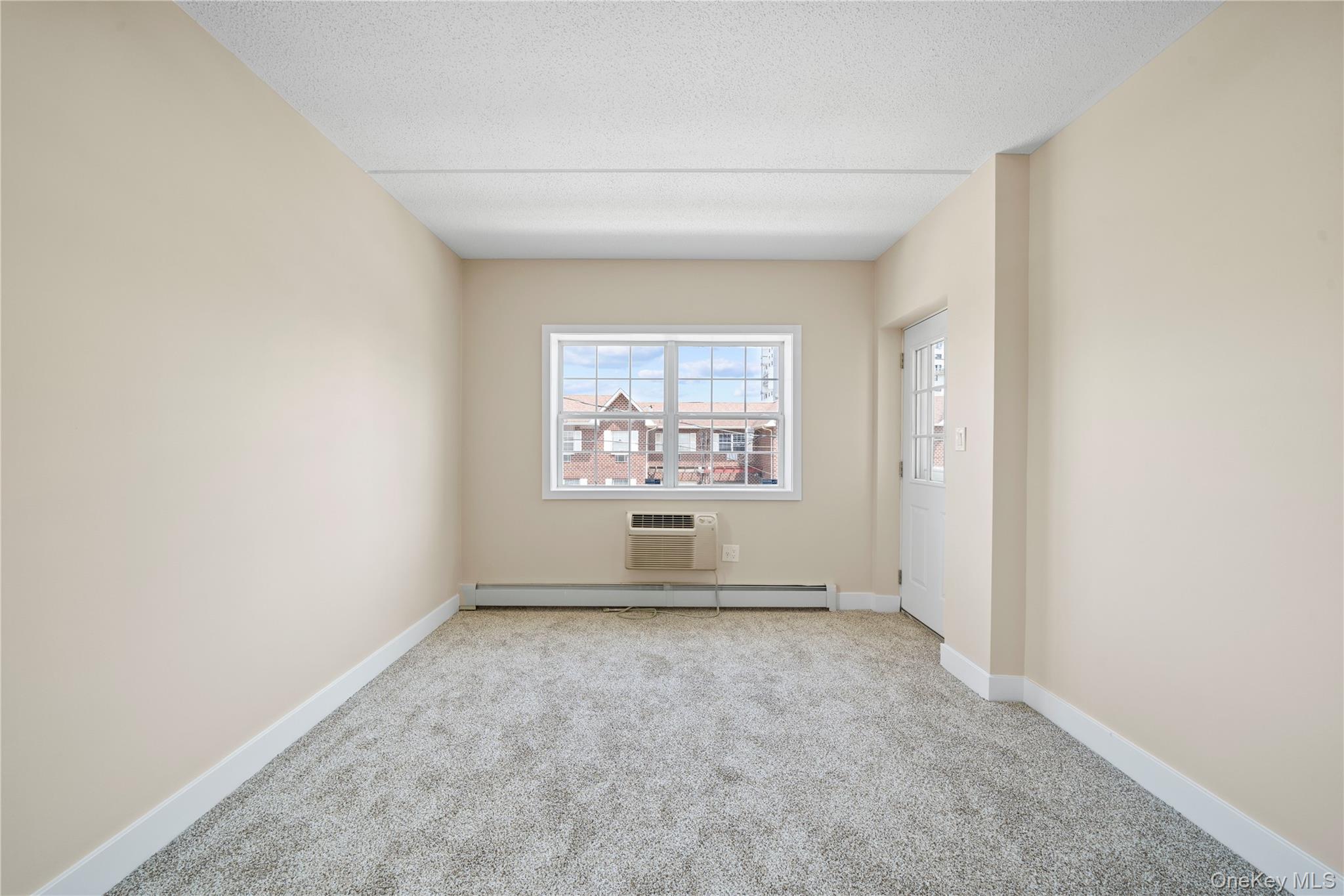 195 Beach 60th Street Property Photo 20