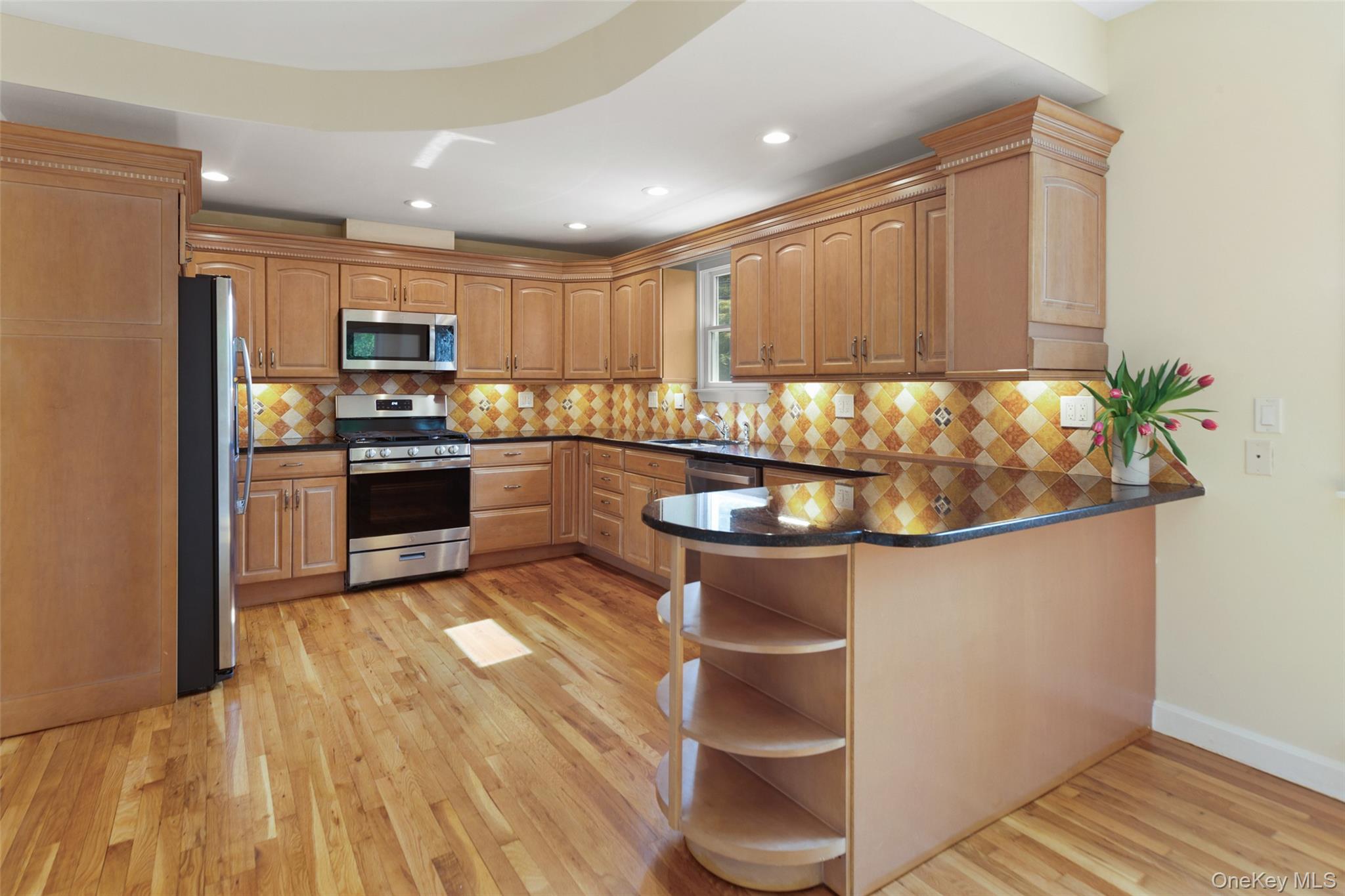65 Eiler Lane Property Photo 8