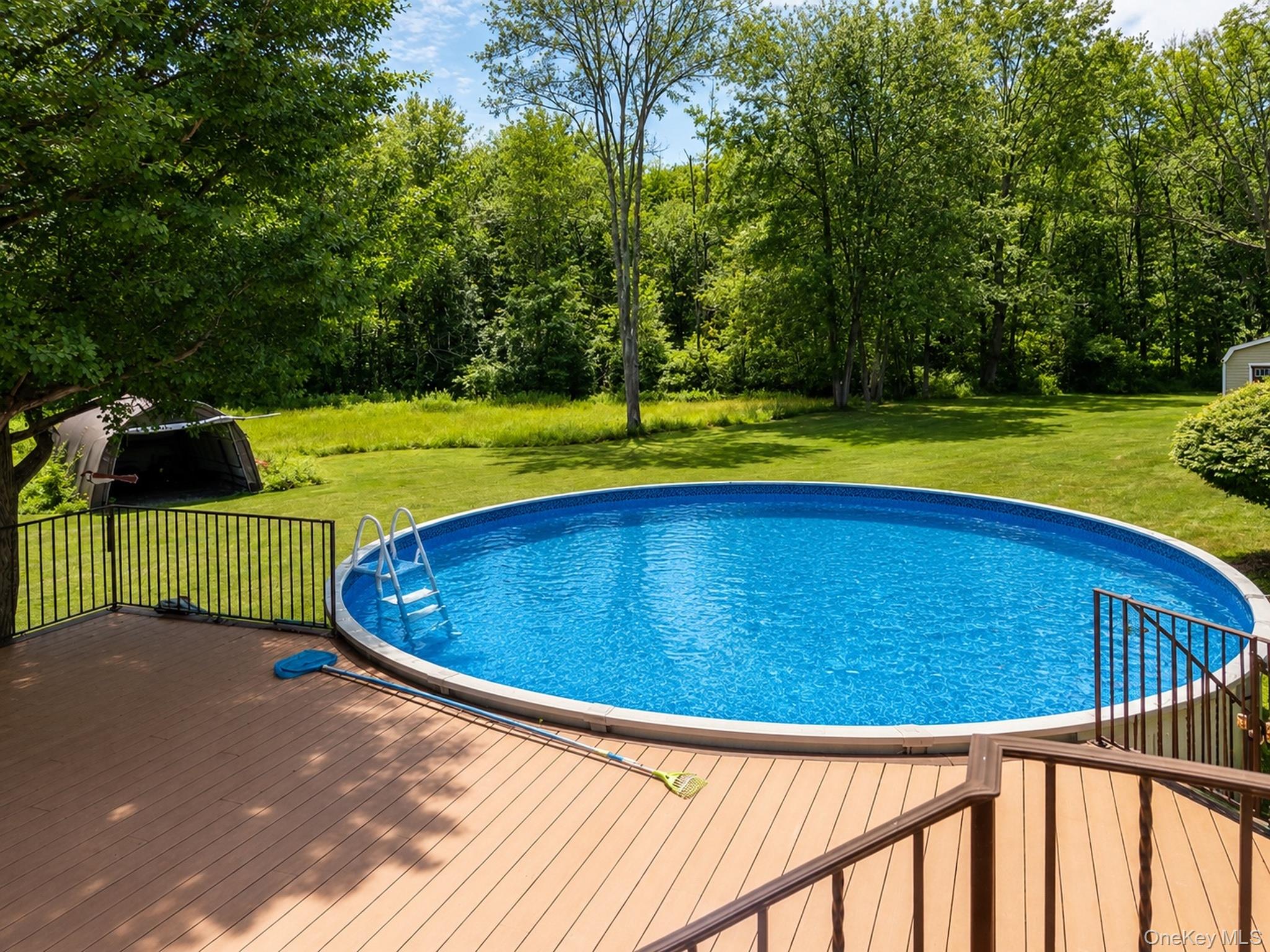 17 Dorett Drive Property Photo 3