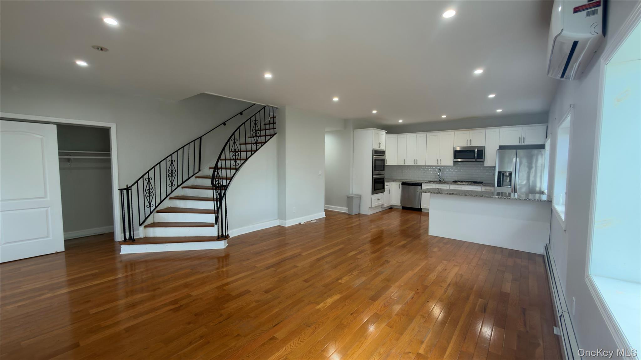 10 Greenwich Avenue 1 Property Photo 10