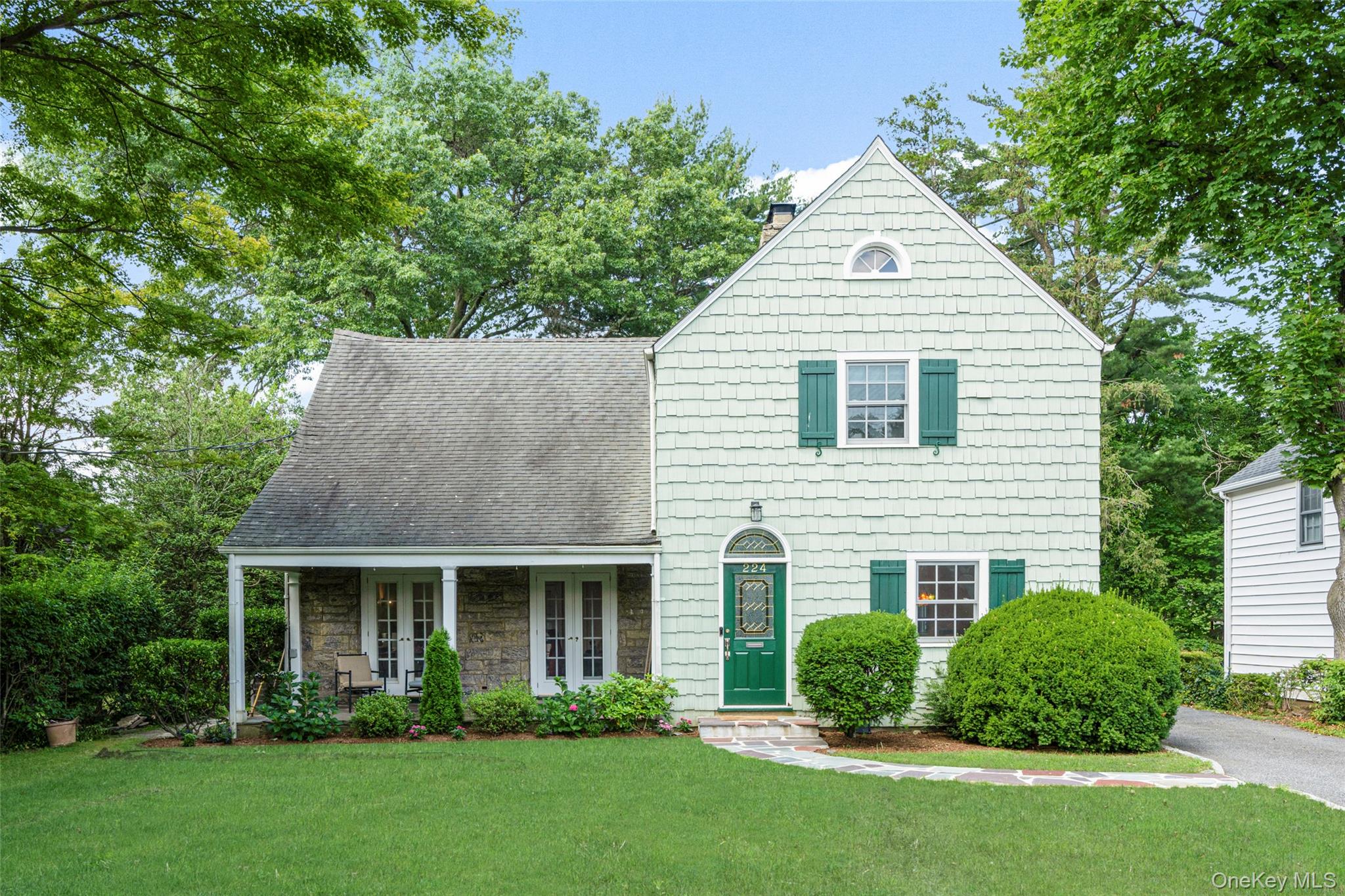224 Mamaroneck Road Property Photo 1