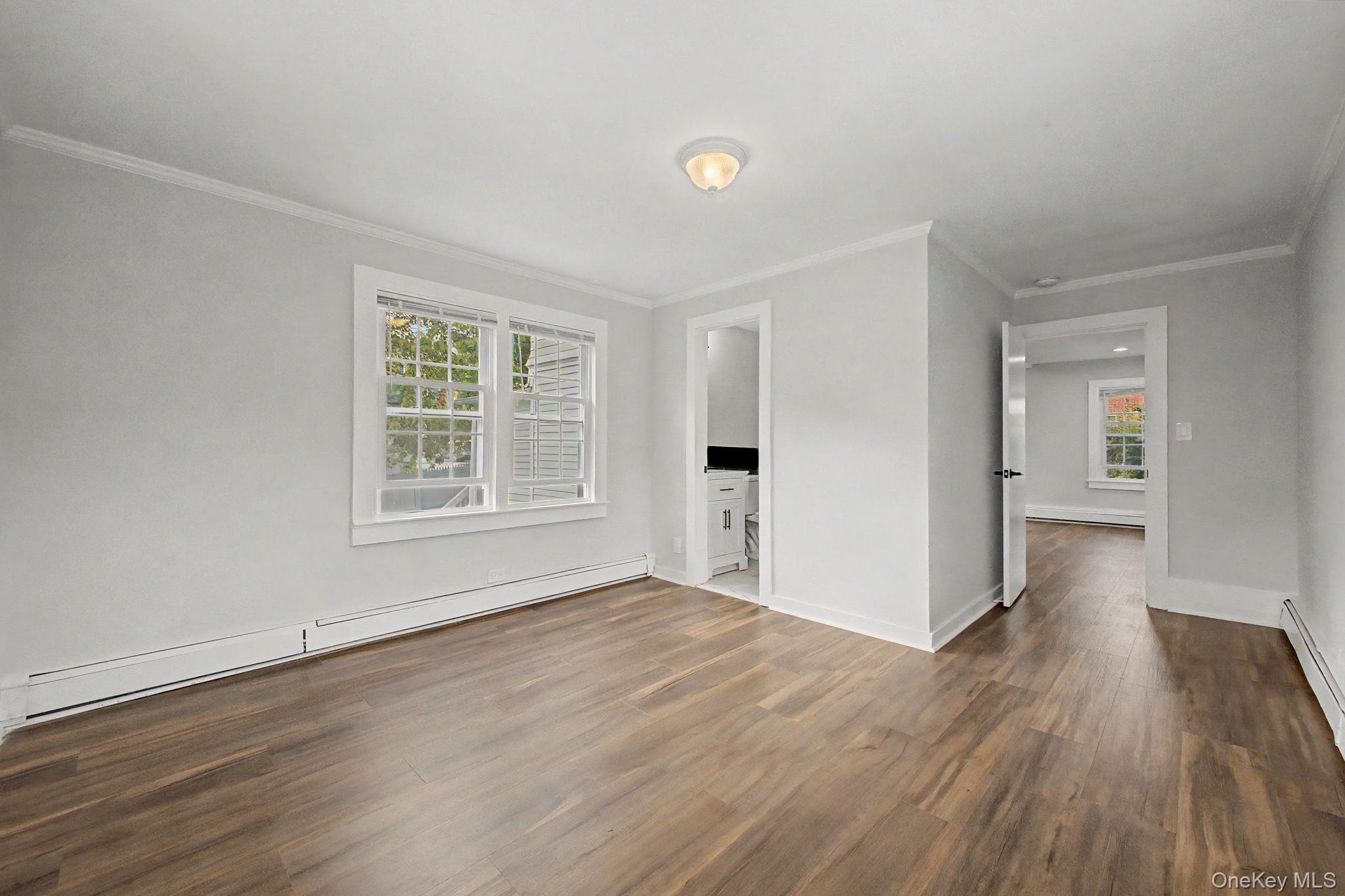 480 King Street Property Photo 13