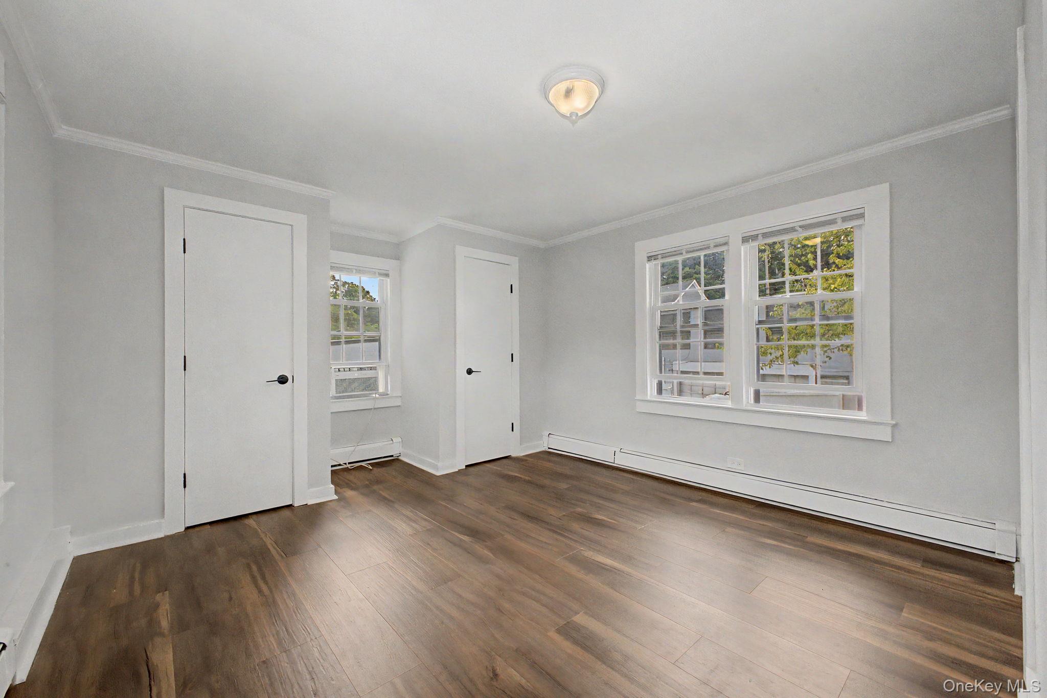 480 King Street Property Photo 14