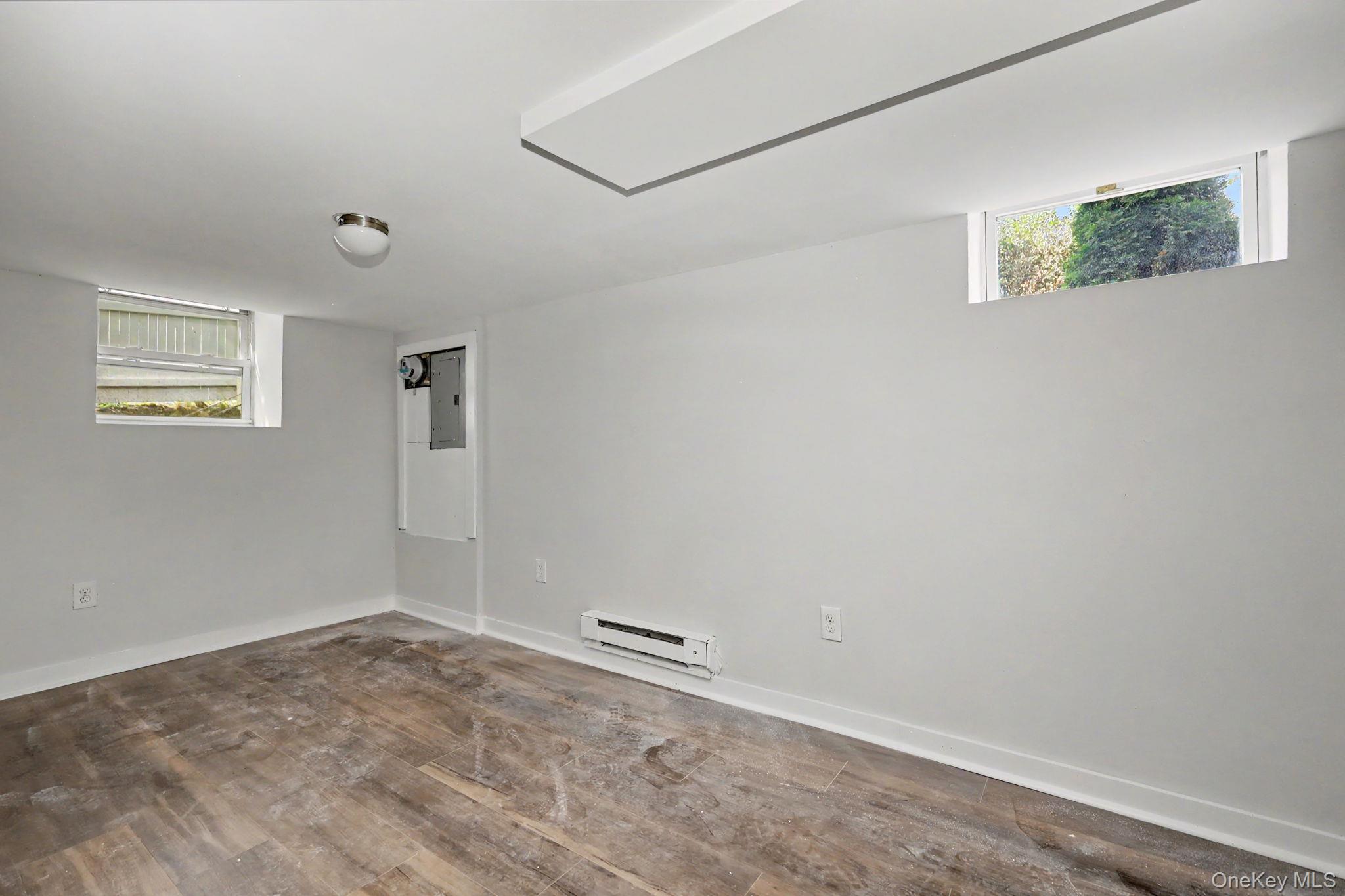 480 King Street Property Photo 23