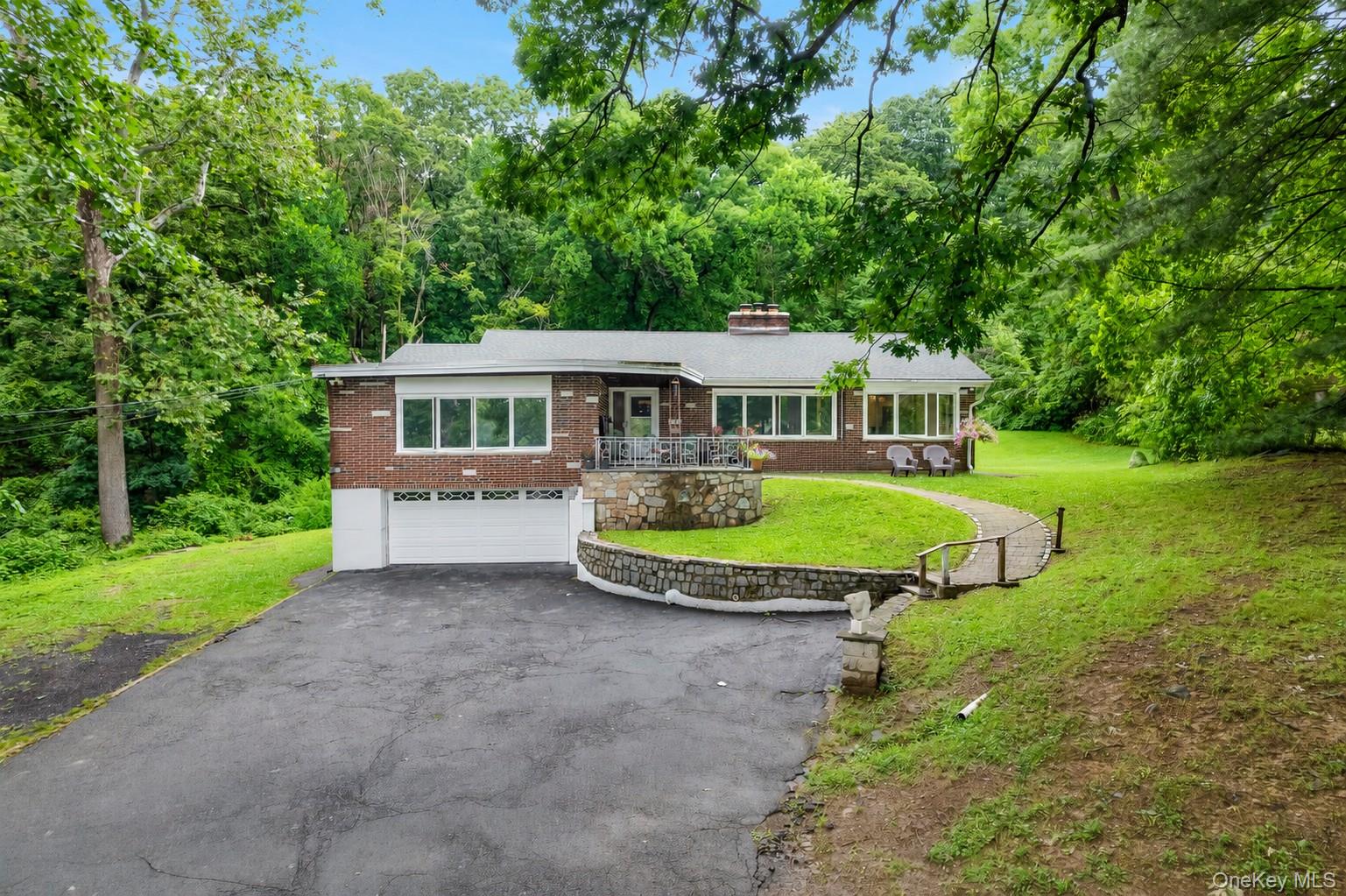 142 Westchester Avenue Property Photo 3