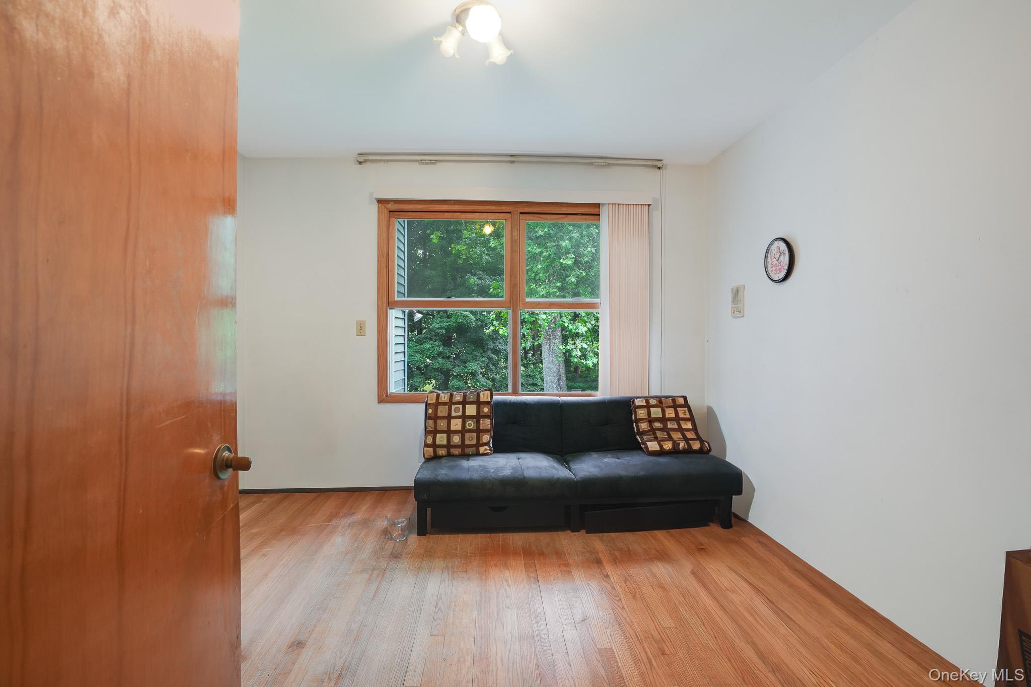 142 Westchester Avenue Property Photo 16
