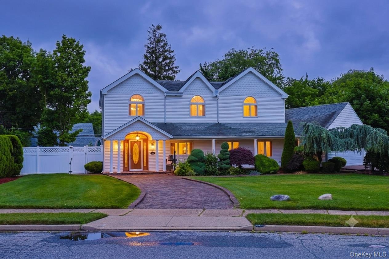 79 Constellation Road Property Photo 1