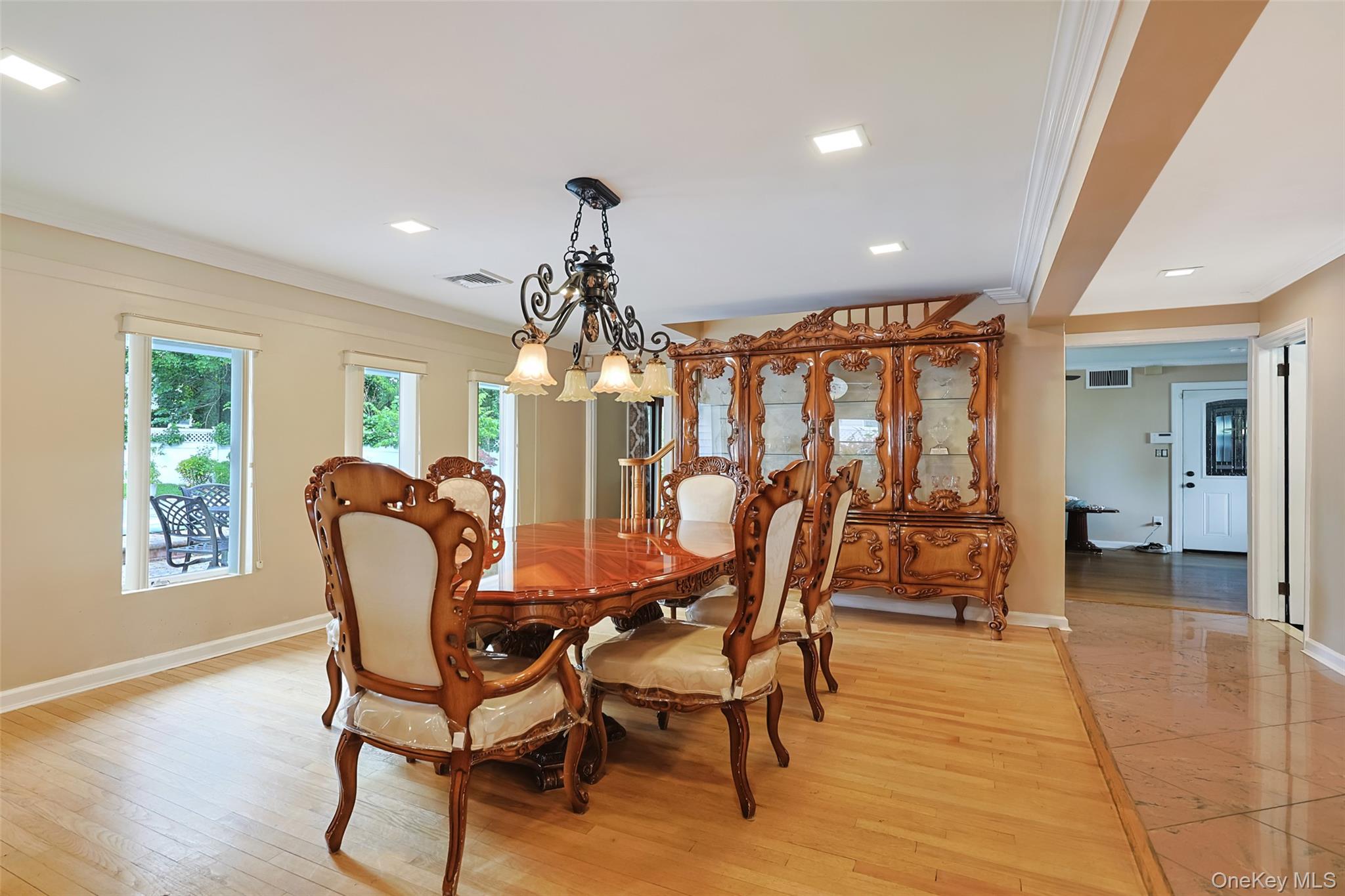 79 Constellation Road Property Photo 6