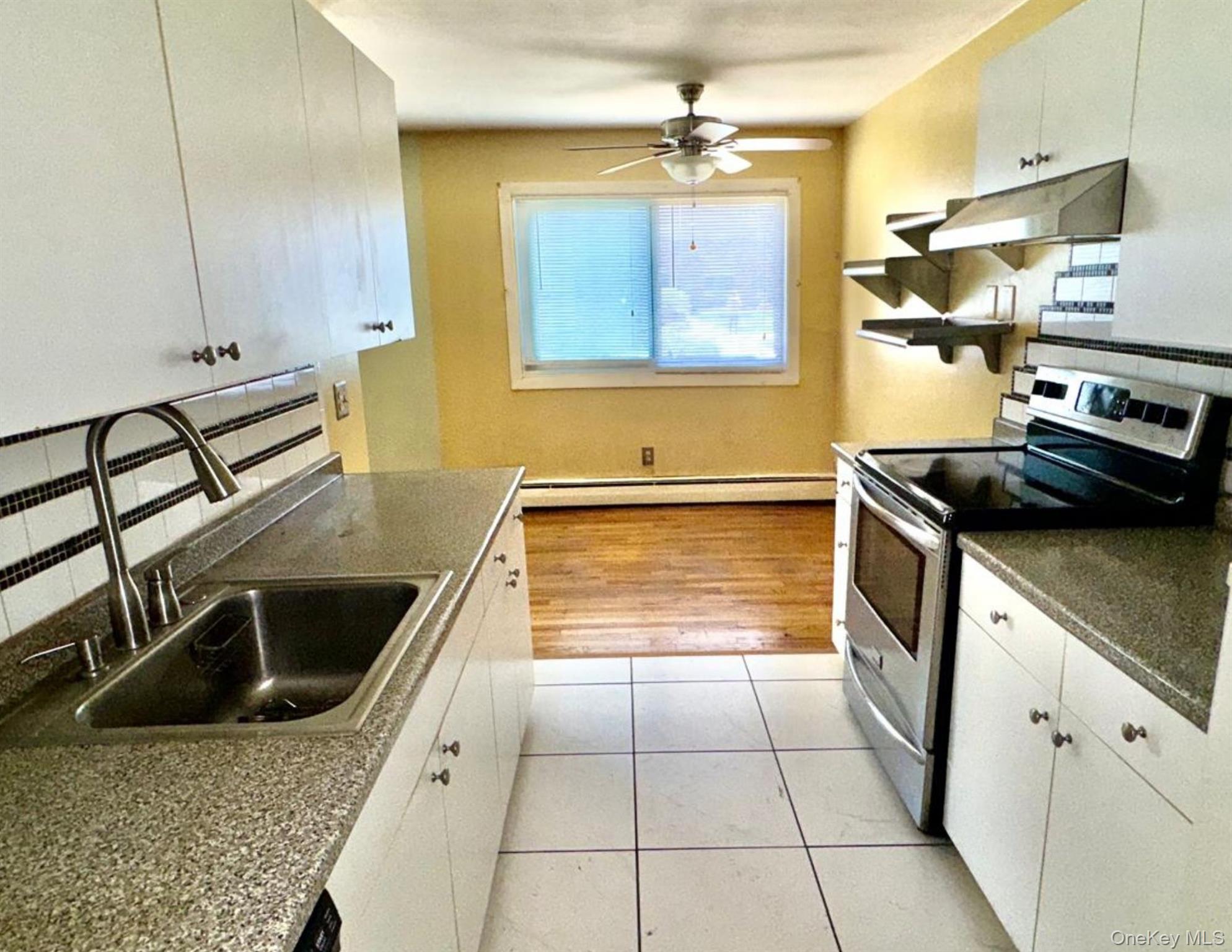 2453 D Union Boulevard 4a Property Photo 6