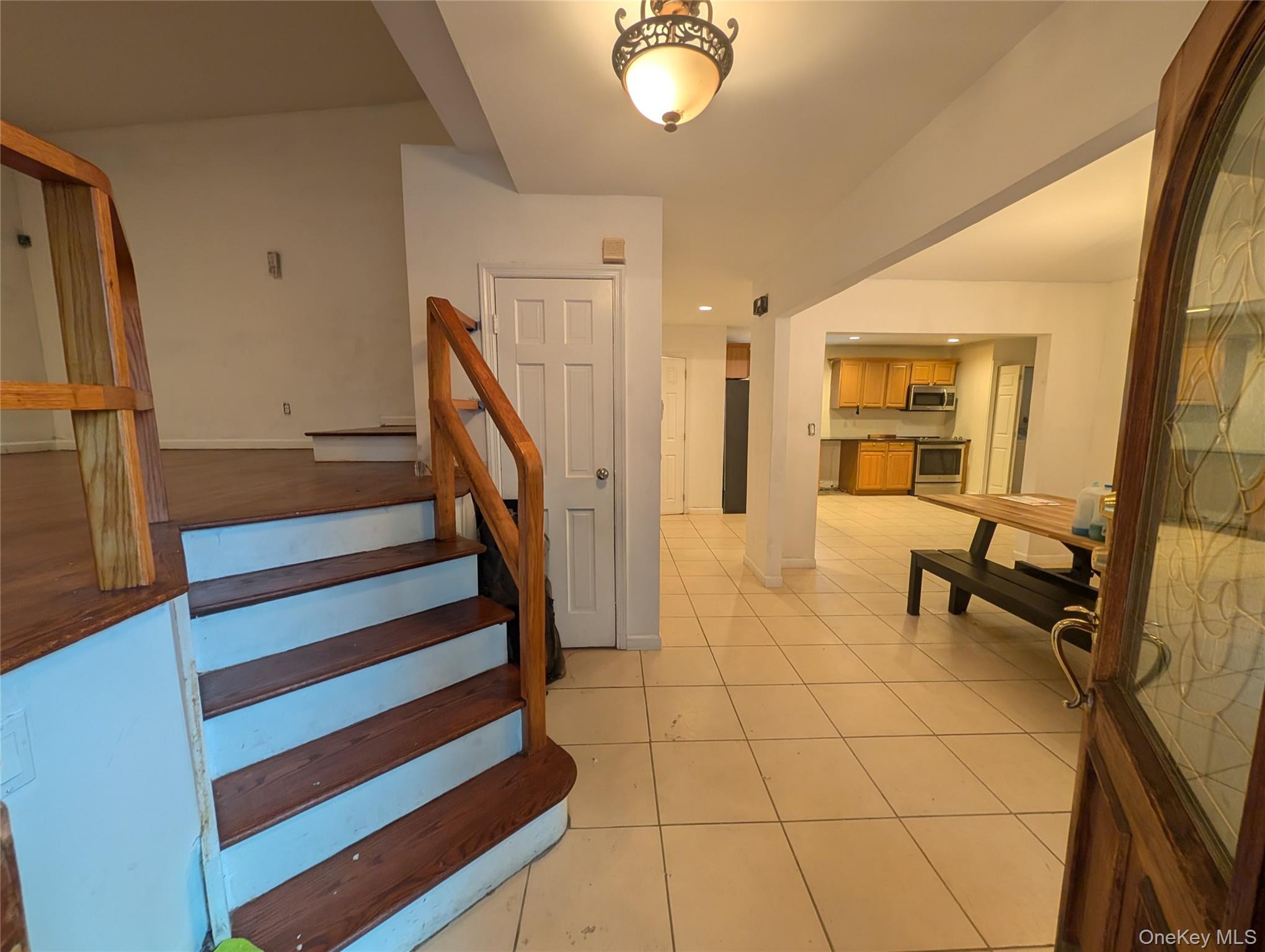 2683 S Saint Marks Avenue Property Photo 2