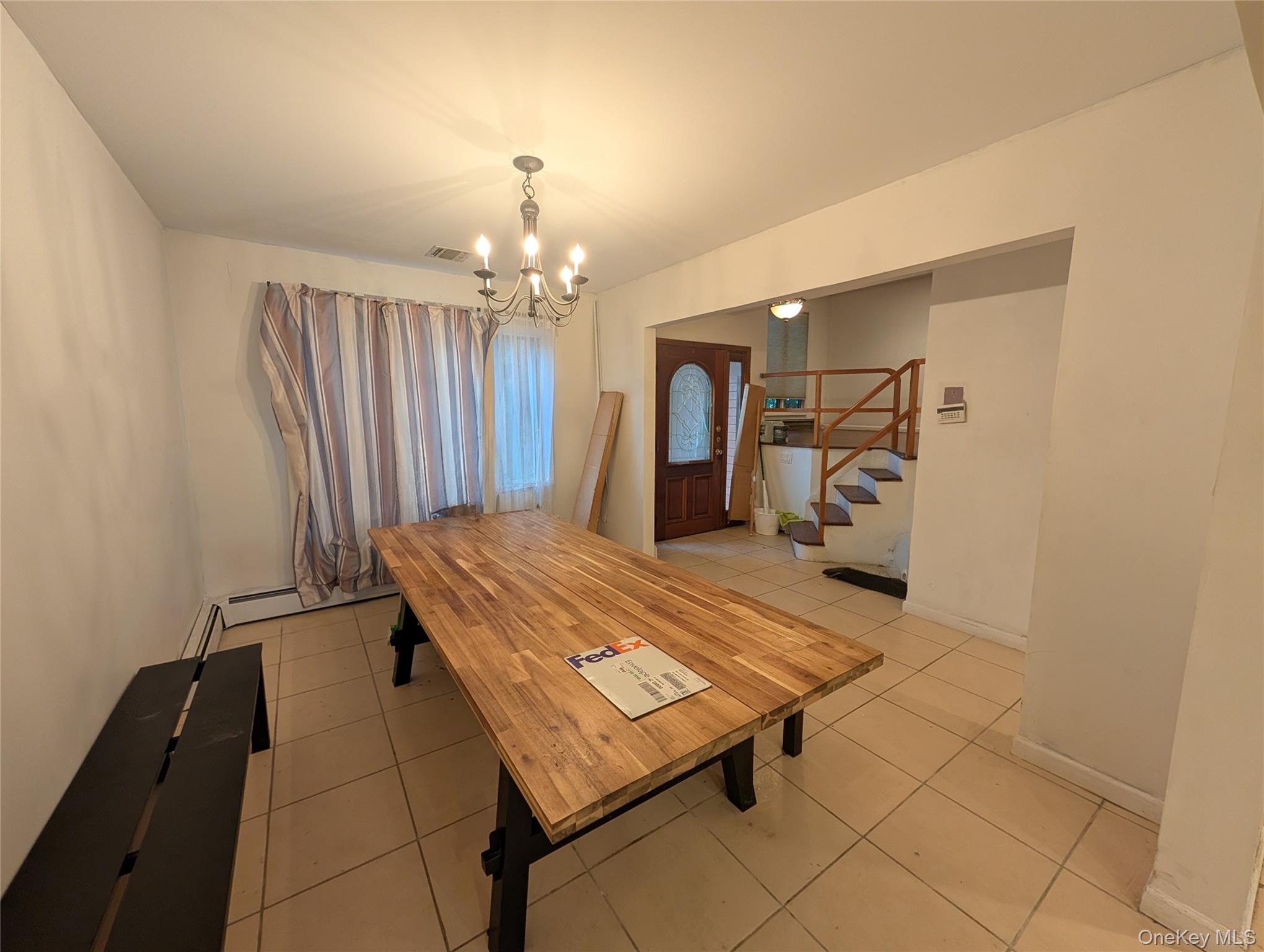 2683 S Saint Marks Avenue Property Photo 5