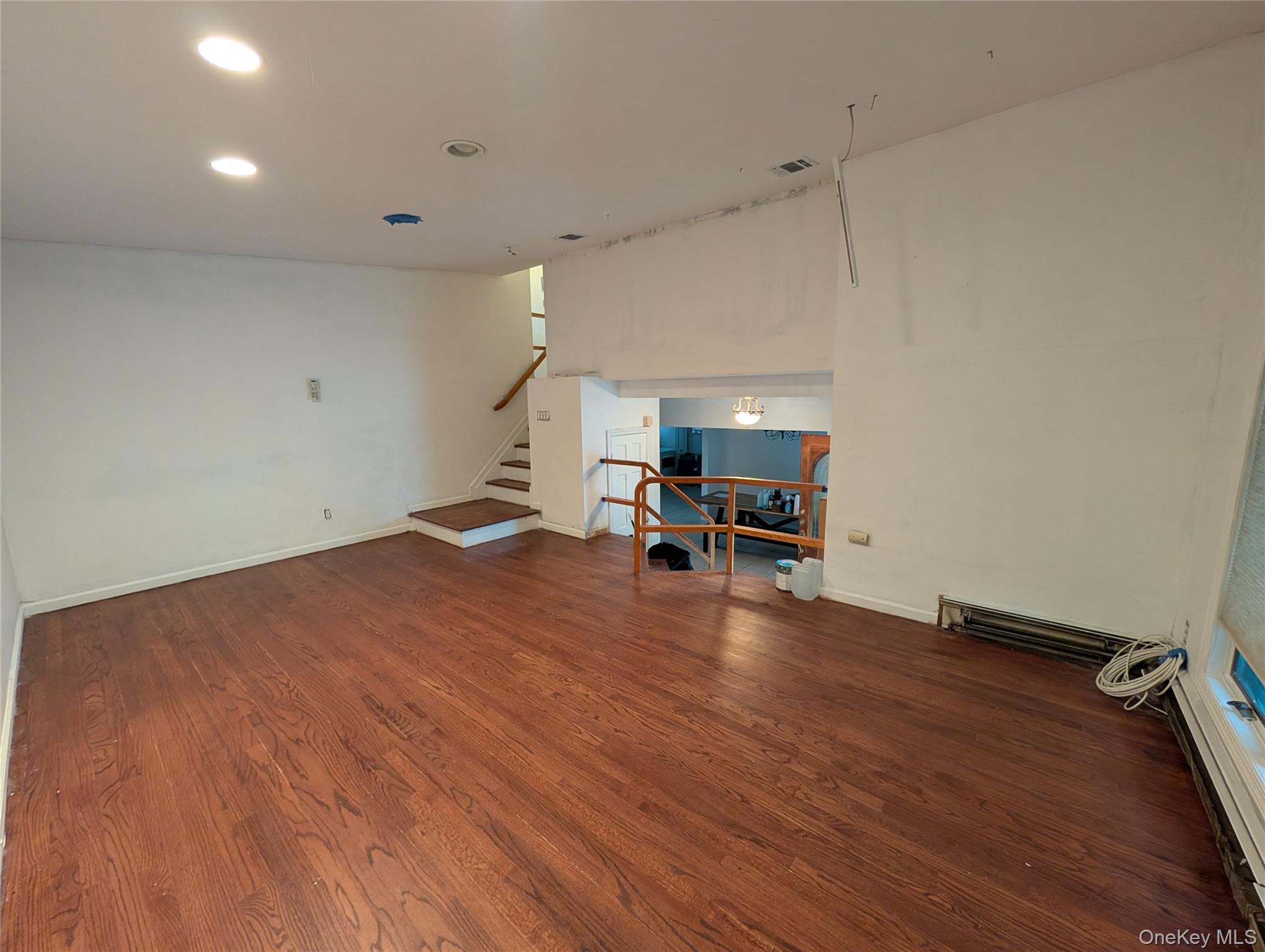 2683 S Saint Marks Avenue Property Photo 13