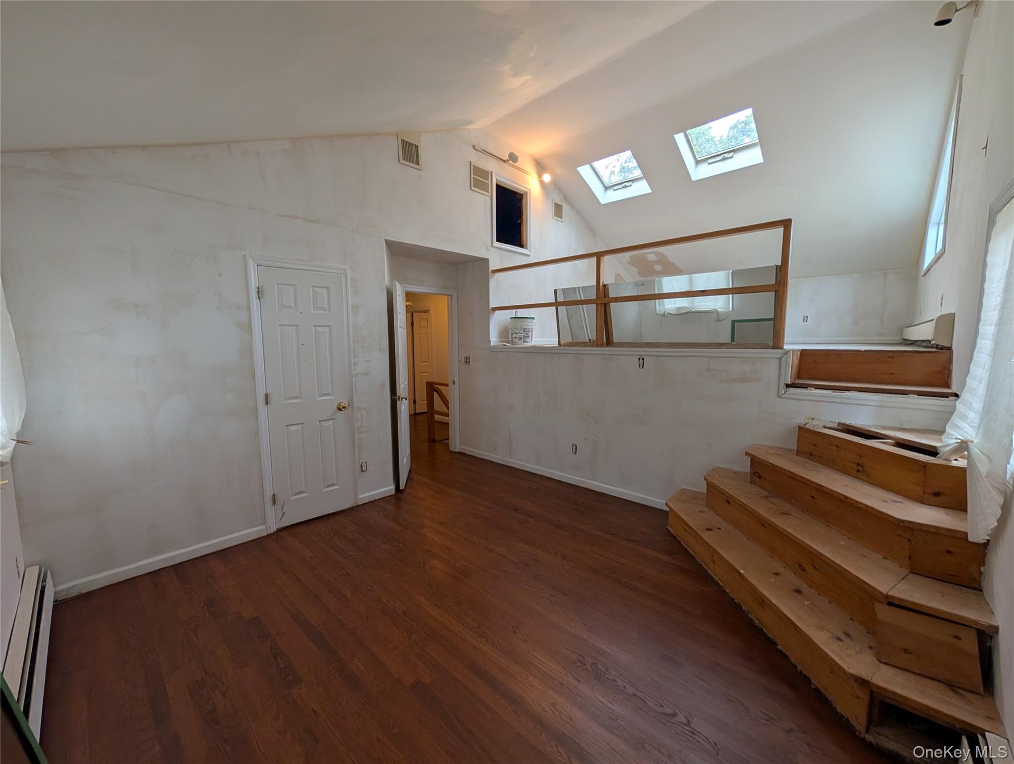 2683 S Saint Marks Avenue Property Photo 22