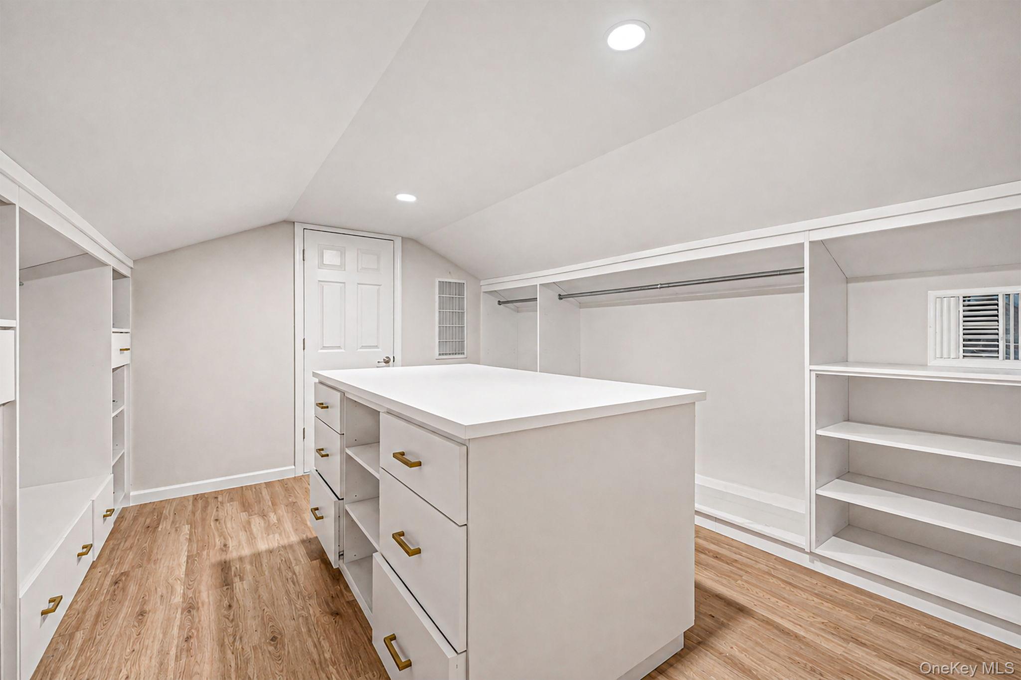 61 Lauren Avenue Property Photo 24
