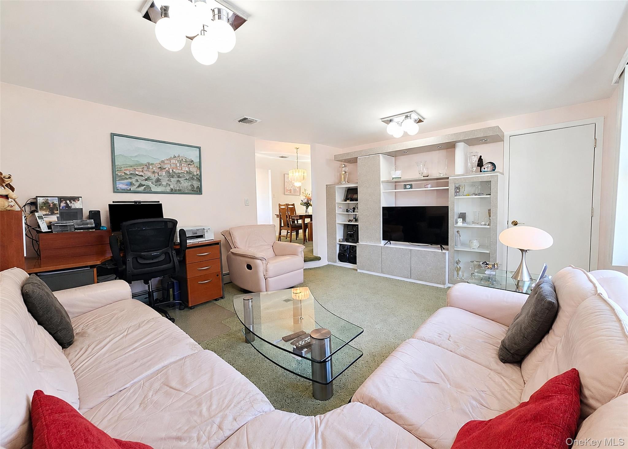 35 Avenue D Property Photo 8