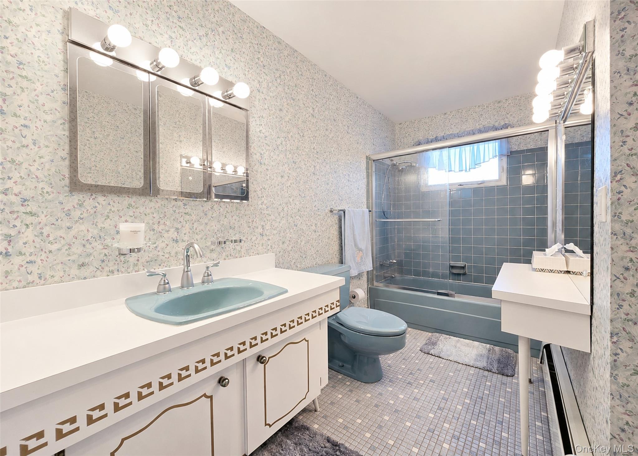 35 Avenue D Property Photo 10